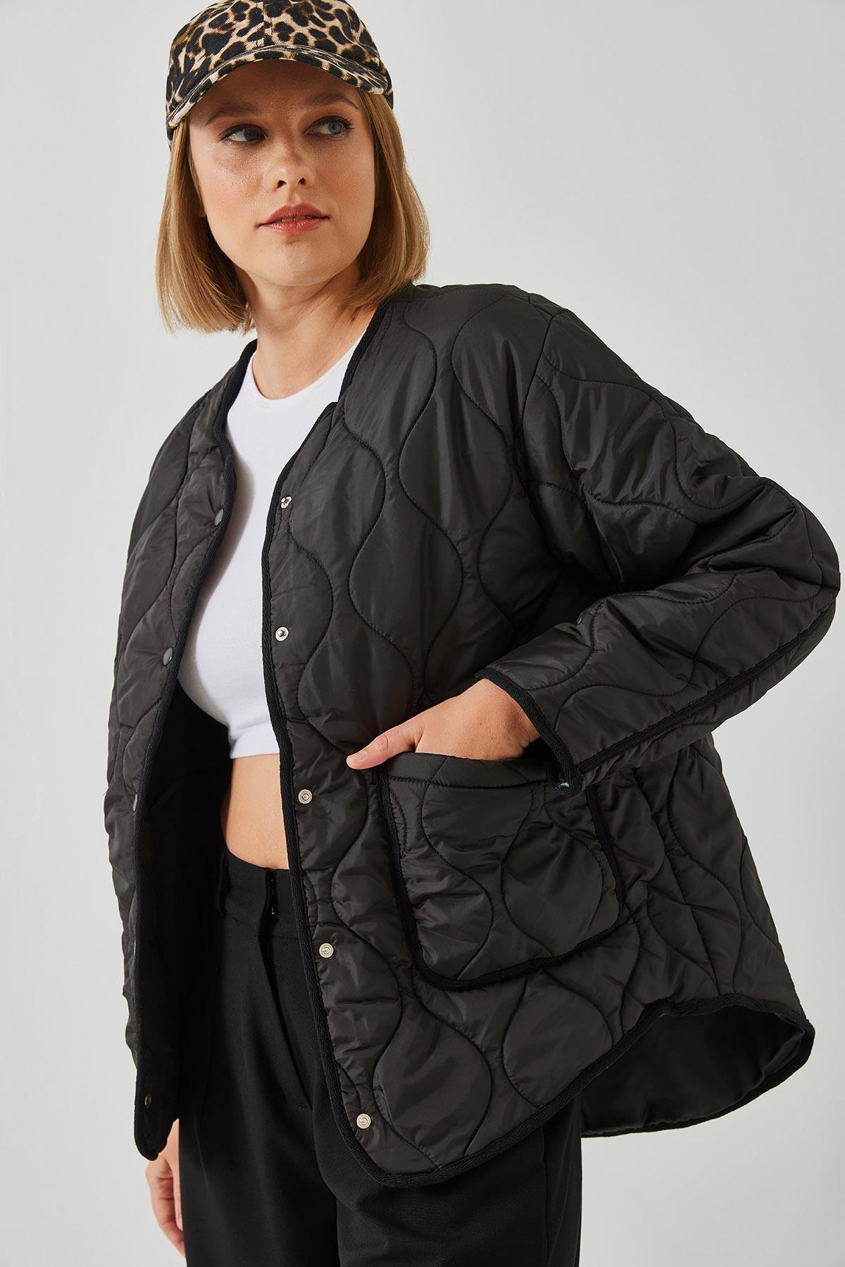 Kapitone Desenli Cepli Mont 60351282 - Siyah
