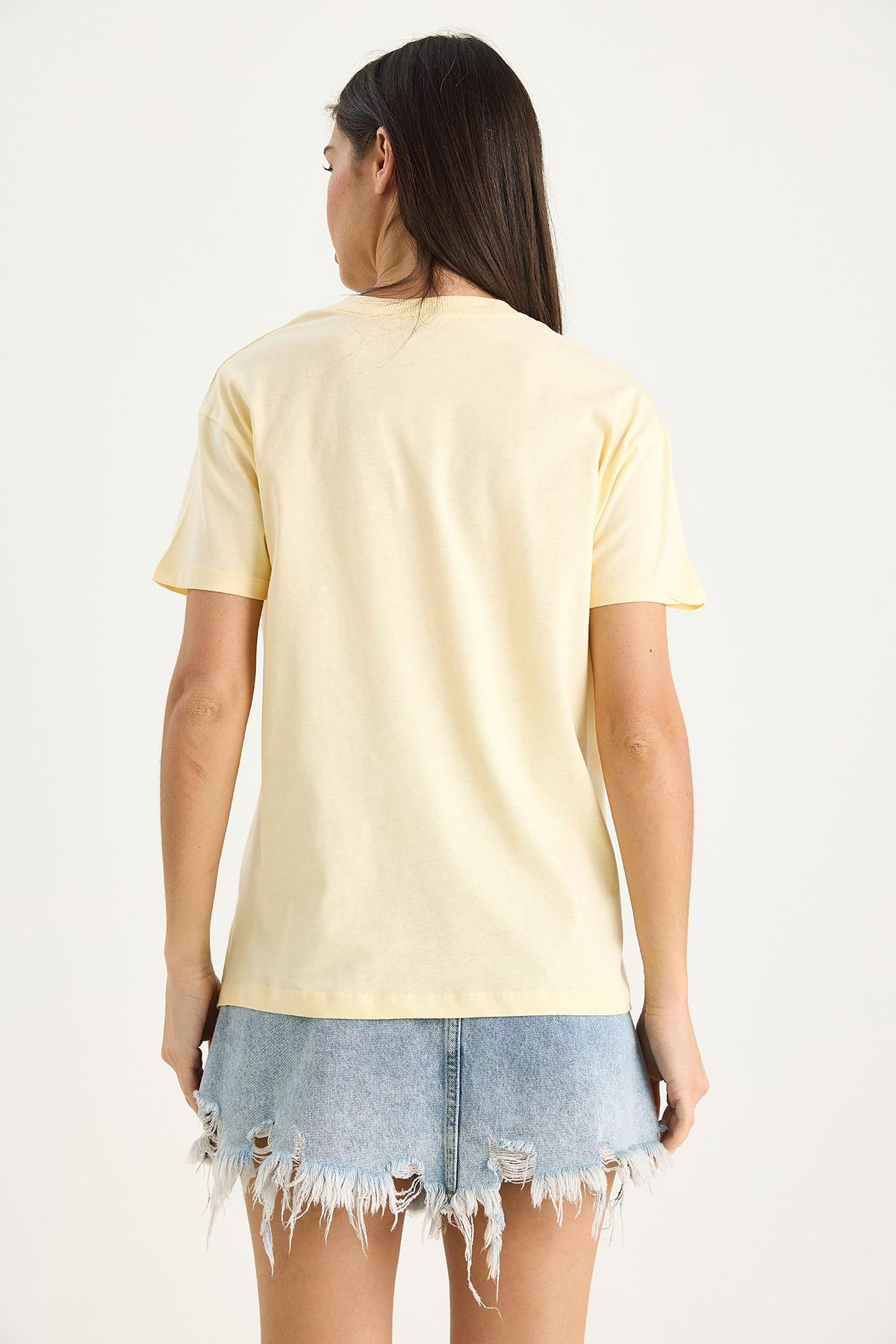 Kelebek Aksesuarlı Taş İşlemeli Kısa Kollu T-Shirt 60602036 - Tereyağ