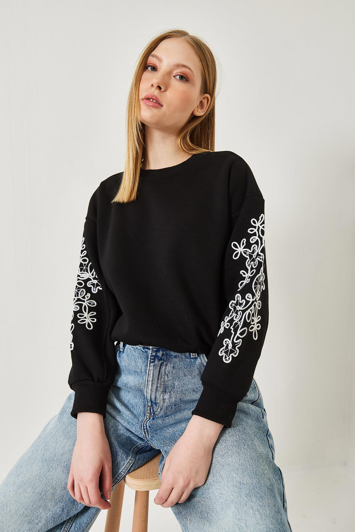 Kolları Nakış Desenli Sweatshirt 60601029 - Siyah