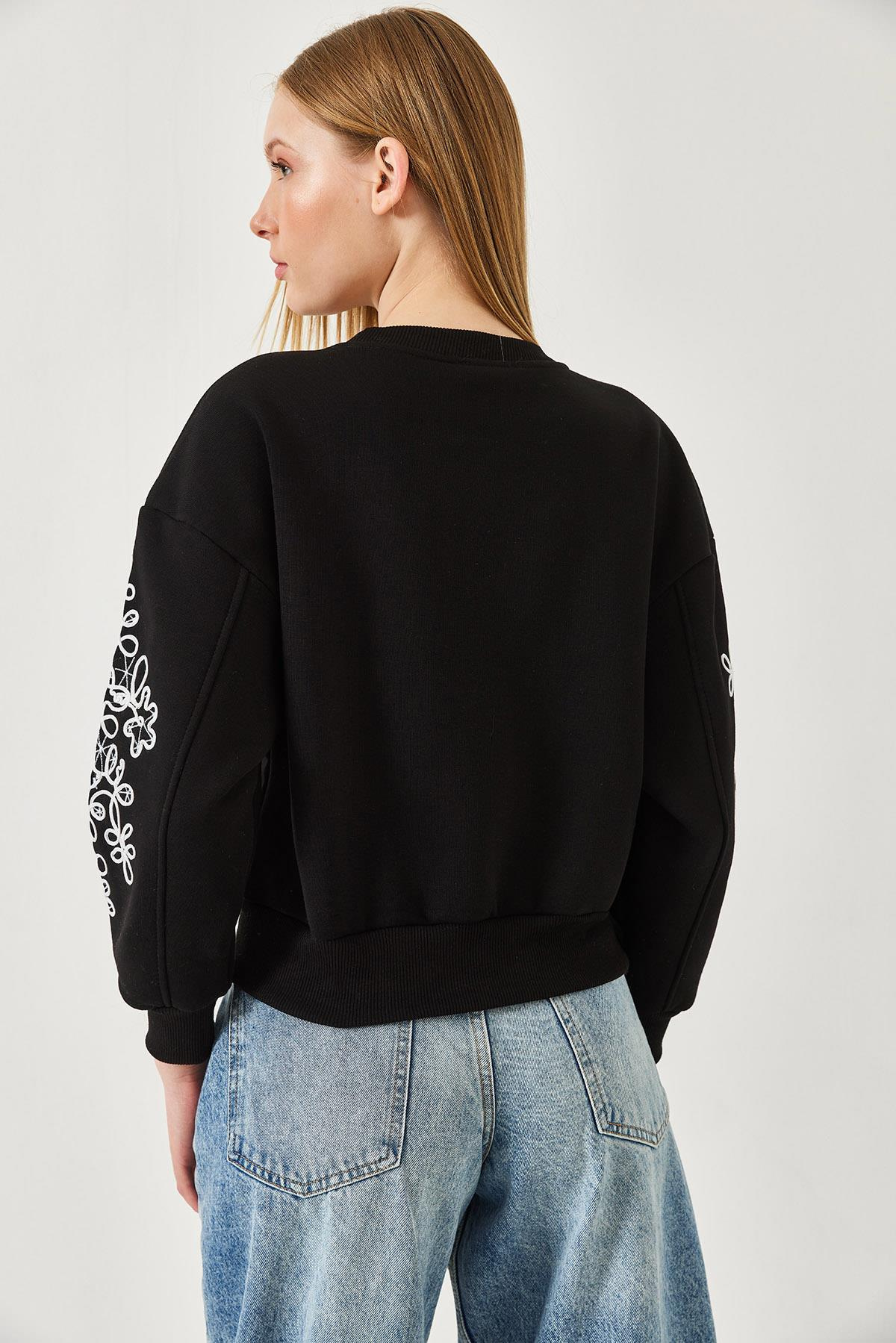 Kolları Nakış Desenli Sweatshirt 60601029 - Siyah