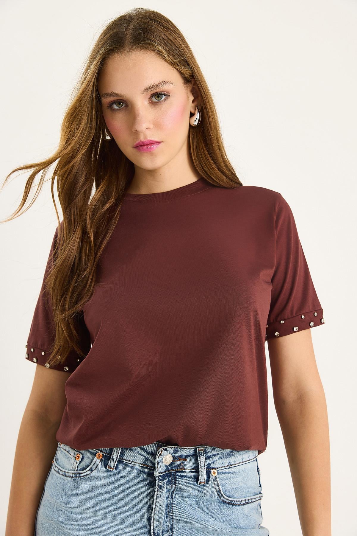 Kolları Taş İşlemeli Tshirt 60602002 - Kahve