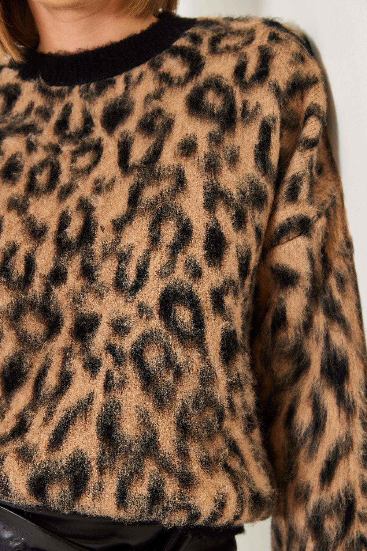 Leopar Desenli Şardonlu Triko Kazak 4597 60351279 - Siyah-Camel