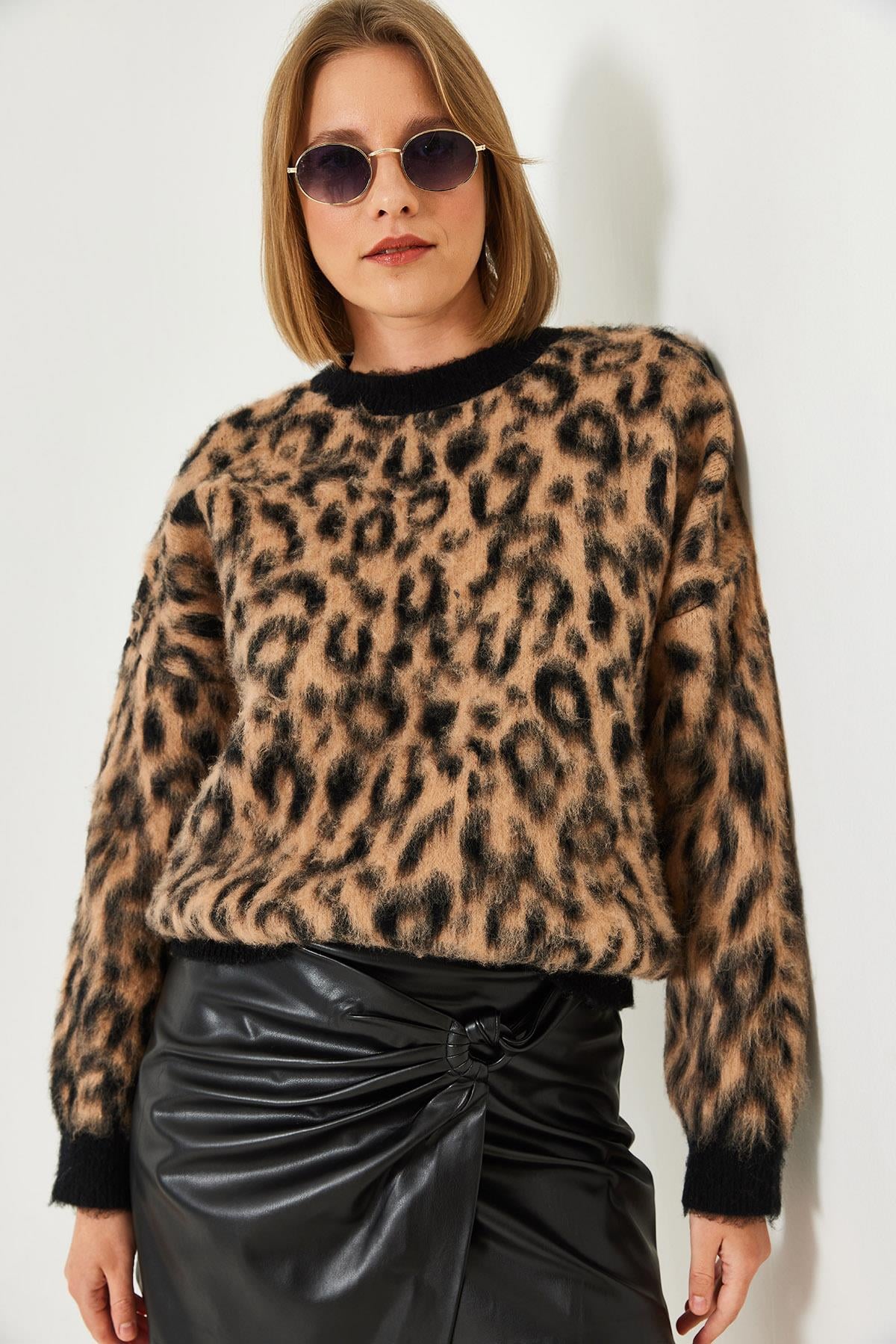 Leopar Desenli Şardonlu Triko Kazak 4597 60351279 - Siyah-Camel