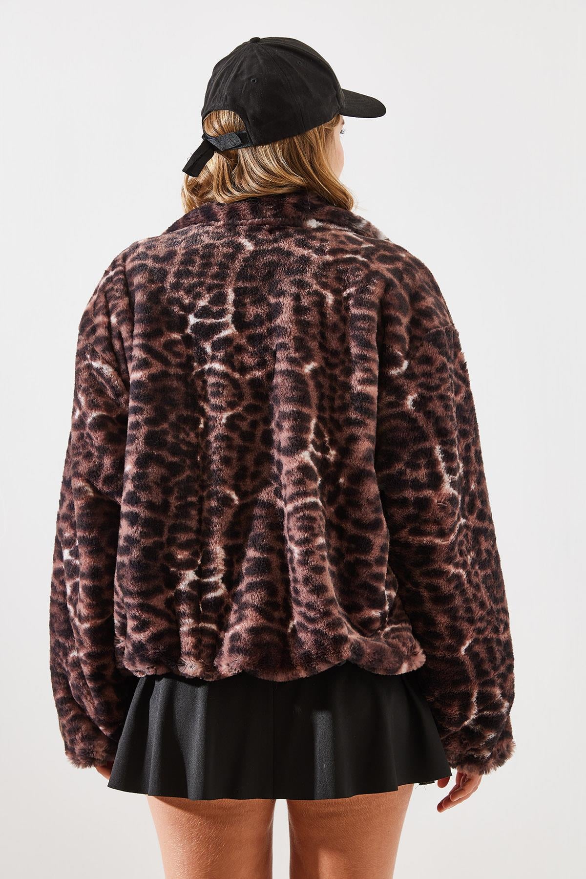 Leopar Desenli Suni Kürk Mont 2426 60251795 - Mürdüm DIŞ GİYİM modelleri
