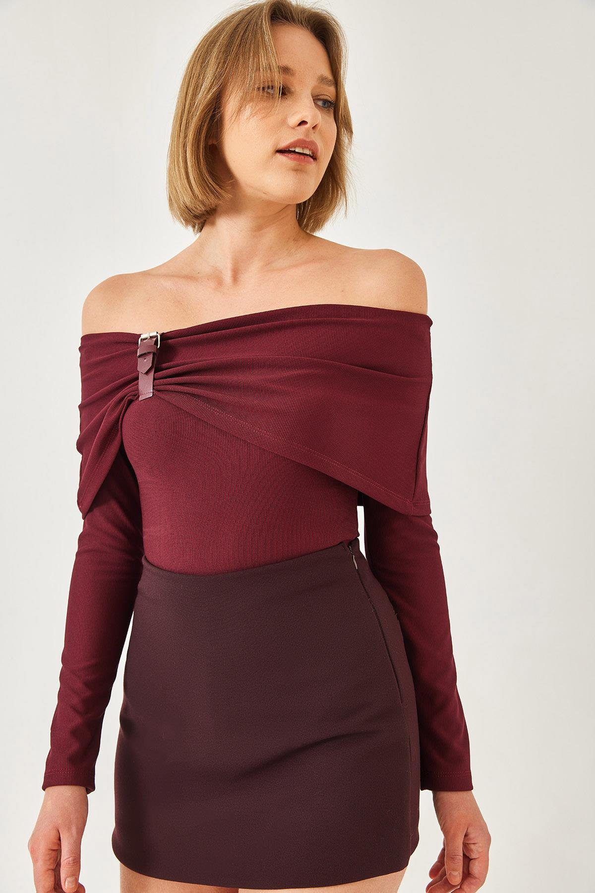 Madonna Yaka Kemer Detaylı Bluz 60261336 - Bordo
