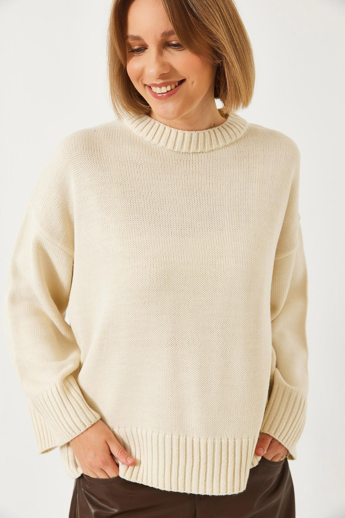 Oversize Basic Triko Kazak 20247601 - Krem
