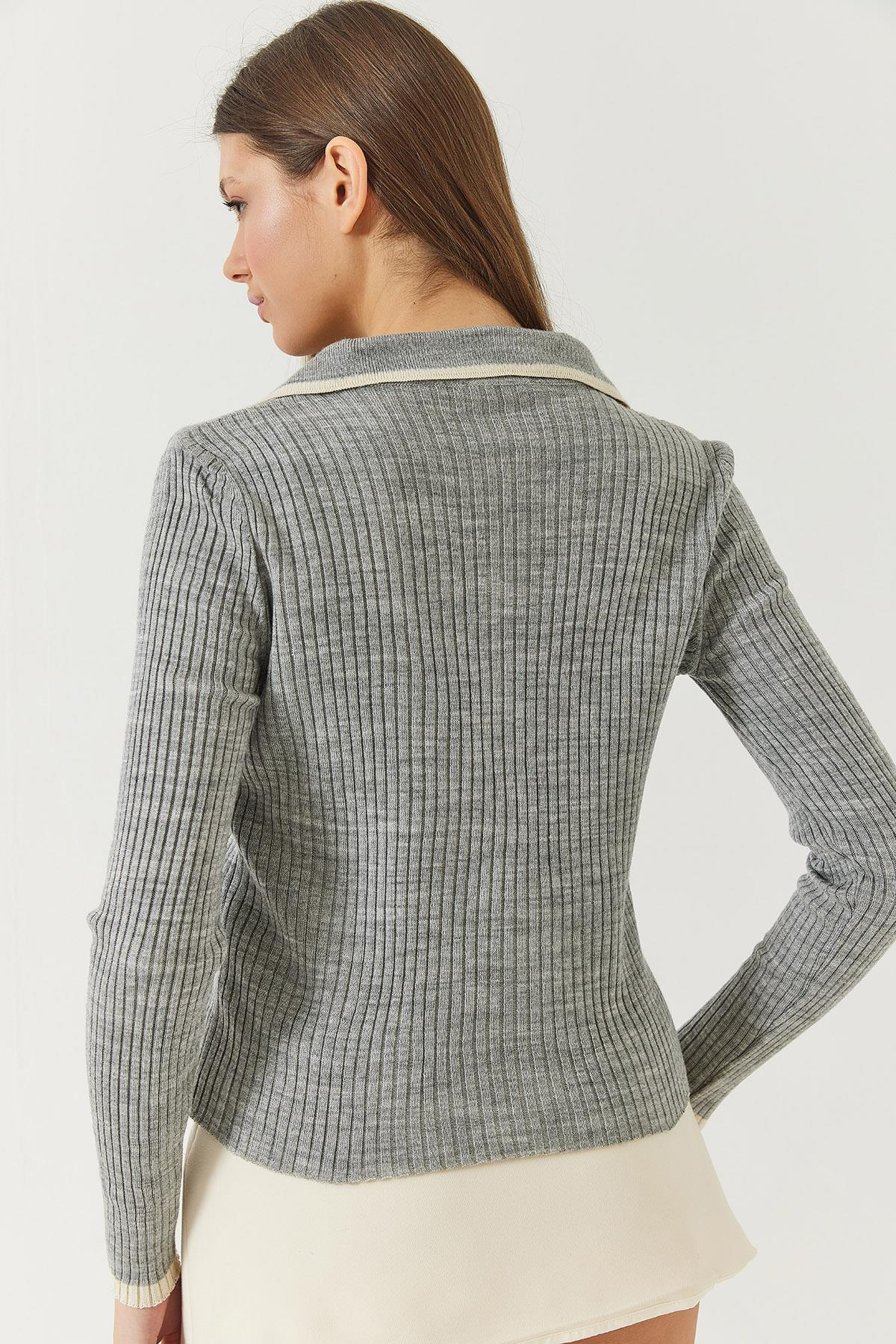 Polo Yaka Fitilli Şerit Detaylı Mevsimlik Uzun Kollu Triko Bluz 60261446 - Gri-Ekru