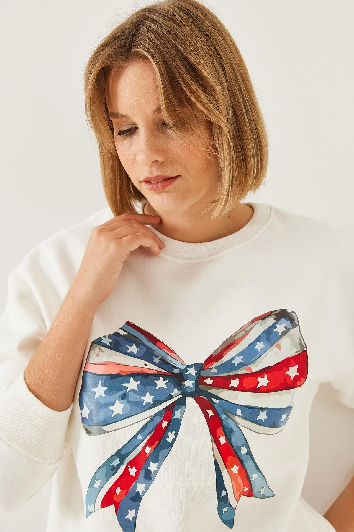 Renkli Kelebek Baskılı Sweatshirt MBHS019 60601019 - Ekru
