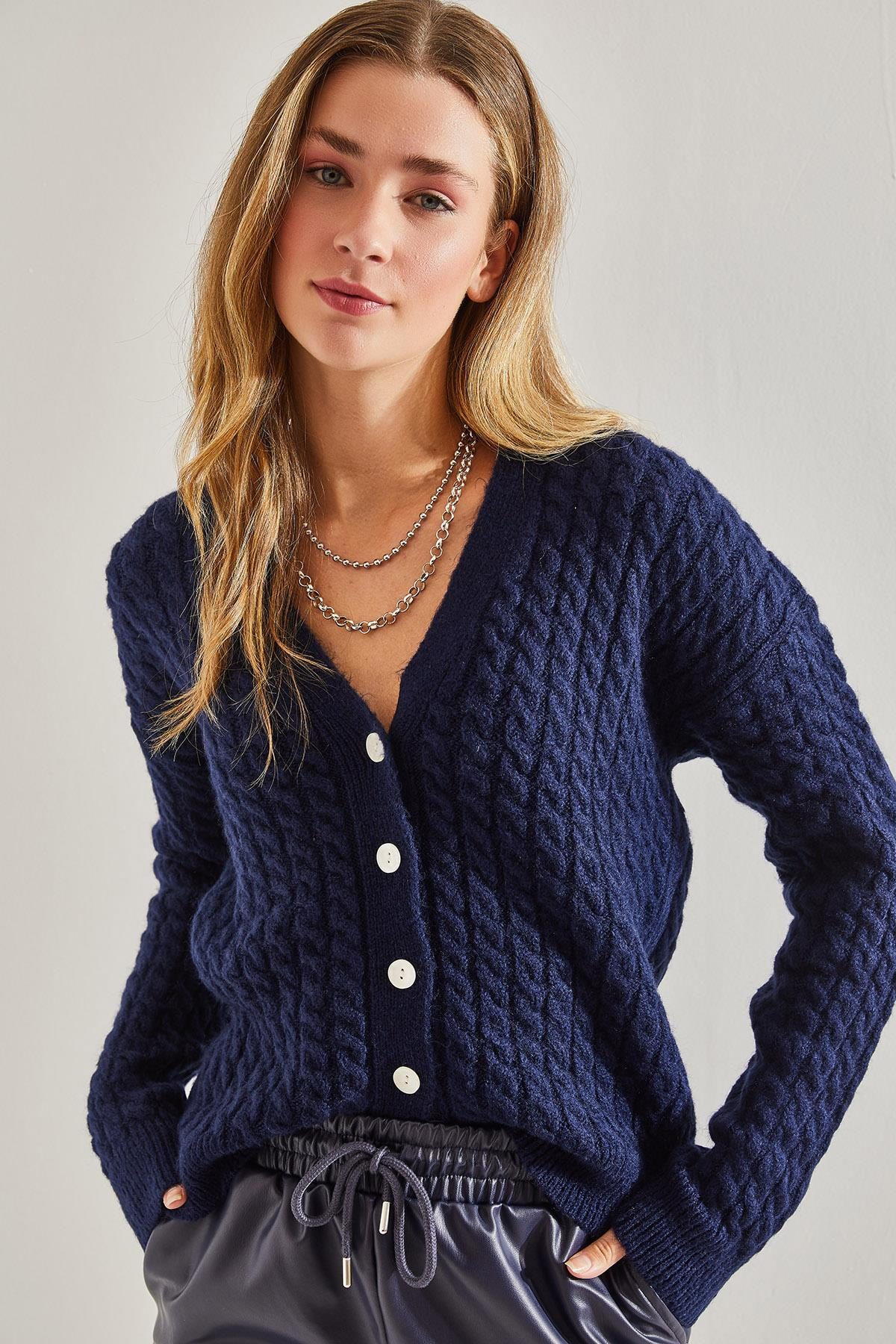 Saç Örgülü Düğmeli Triko Hırka - Lacivert HIRKA modelleri