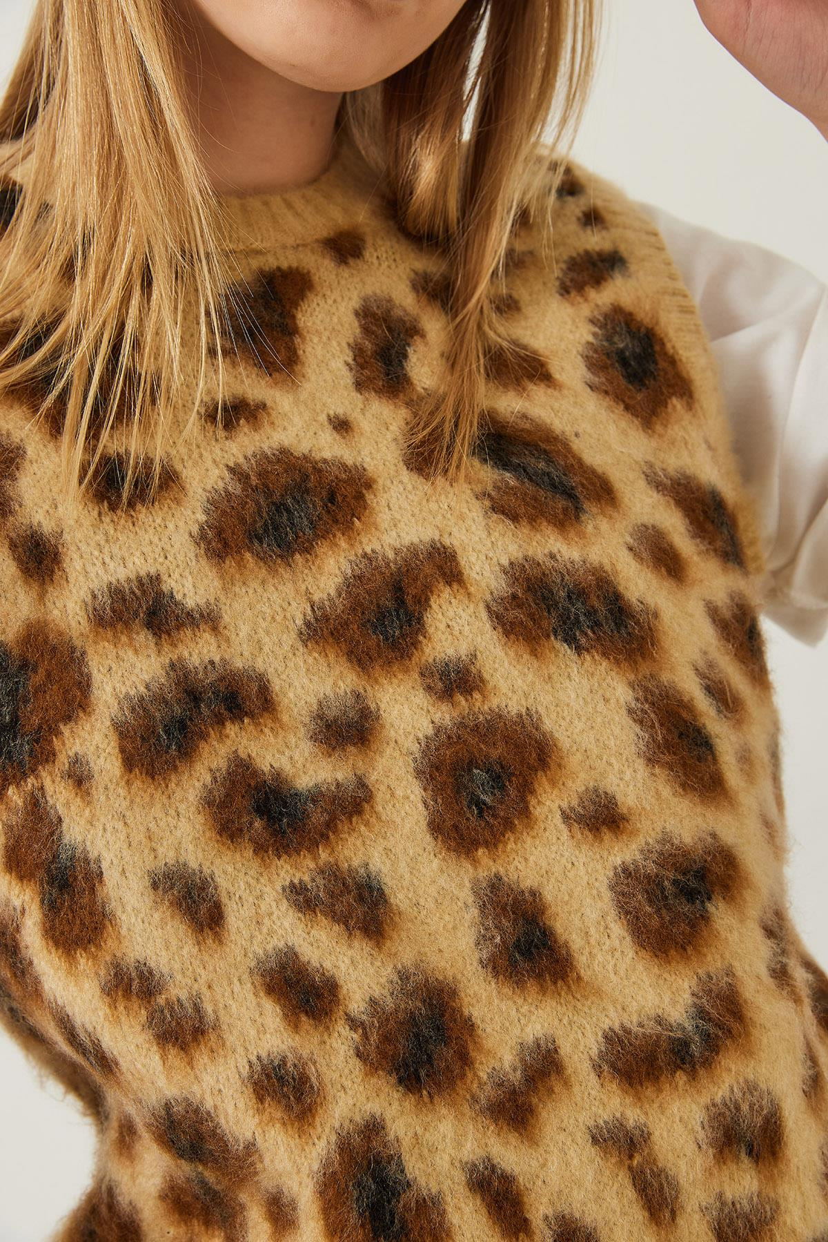 Şardonlu Leopar Desenli Süveter 20246281 - Camel-Kahverengi