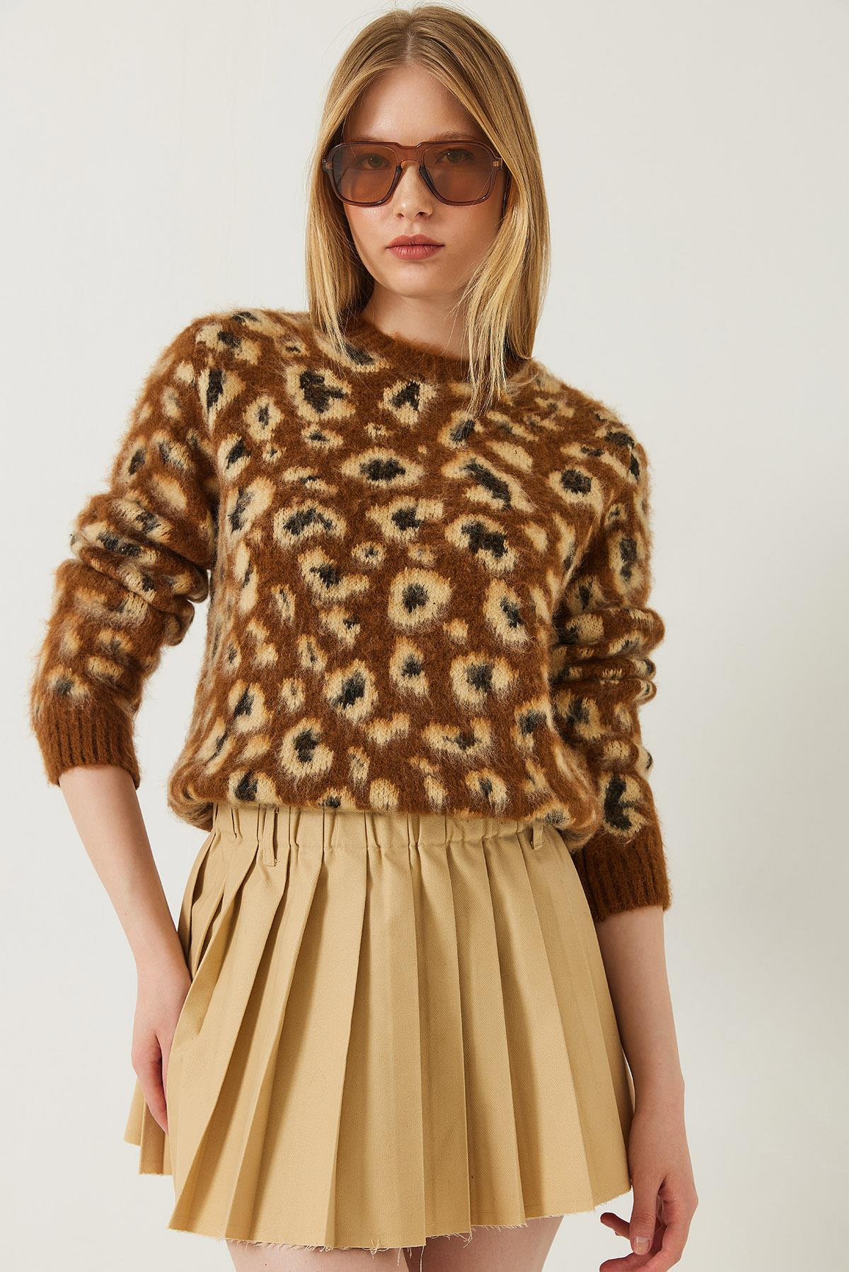 Şardonlu Leopar Desenli Triko Kazak 20246260 - Kahve-Camel