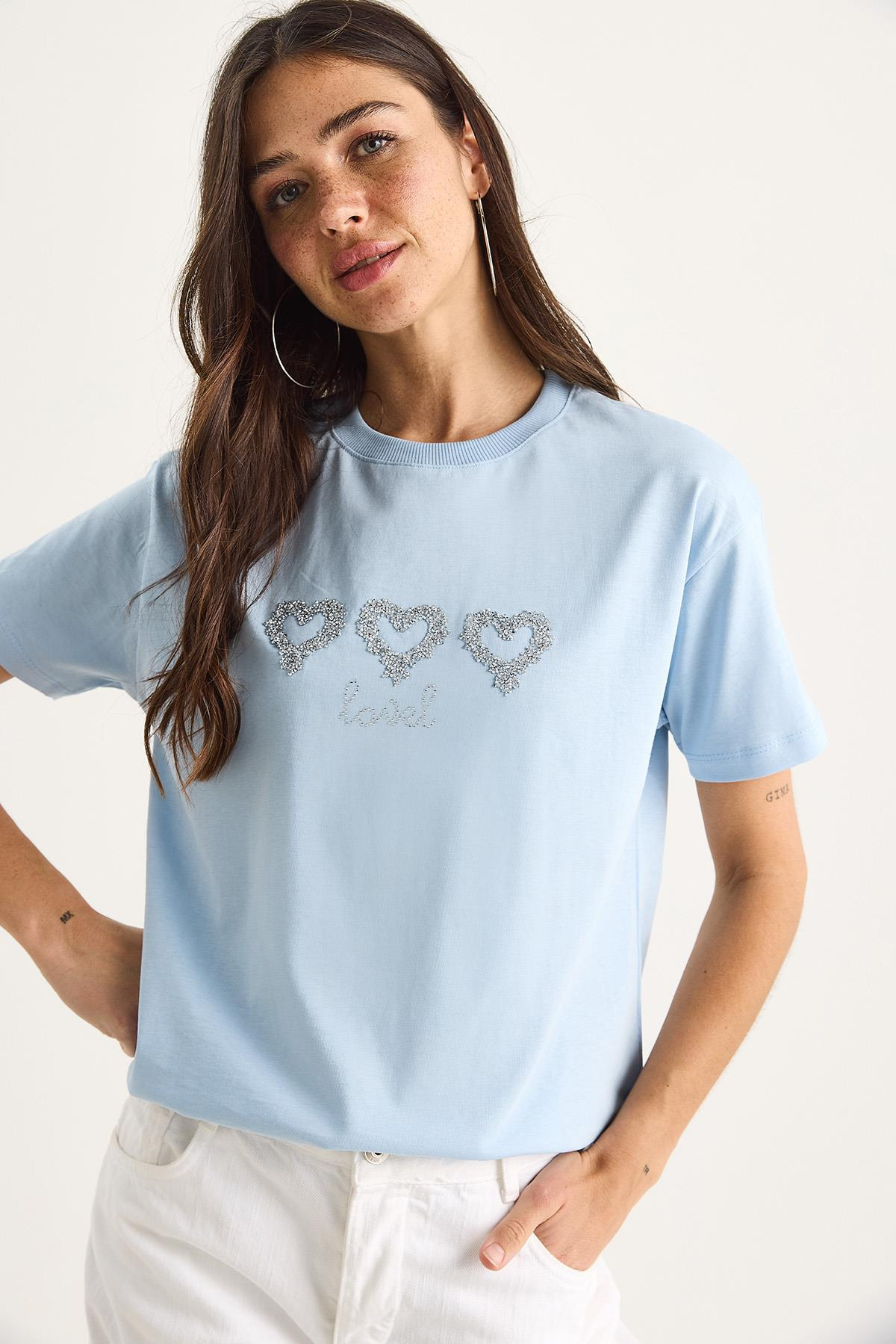 Taşlı Kalp Aksesuarlı Normal Kalıp Pamuklu T-Shirt 60602069 - Bebe Mavisi