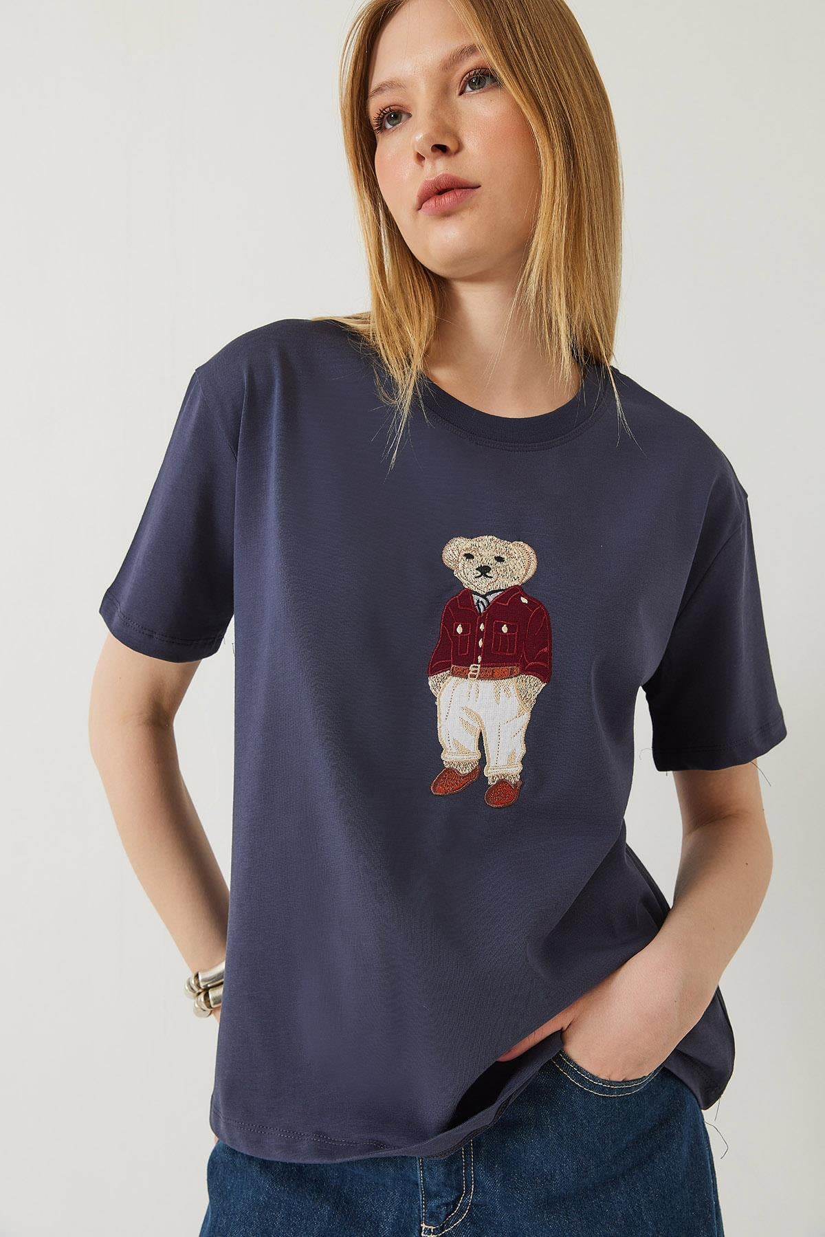 Teddy Desenli Bisiklet Yaka Basic Tshirt 60261344 - Füme
