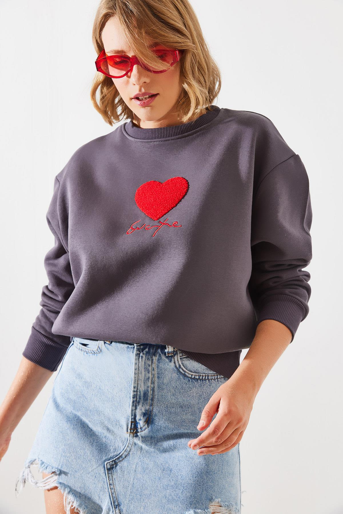 Üç İplik Şardonlu In Love Sweatshirt MBHS008 60601008 - Füme