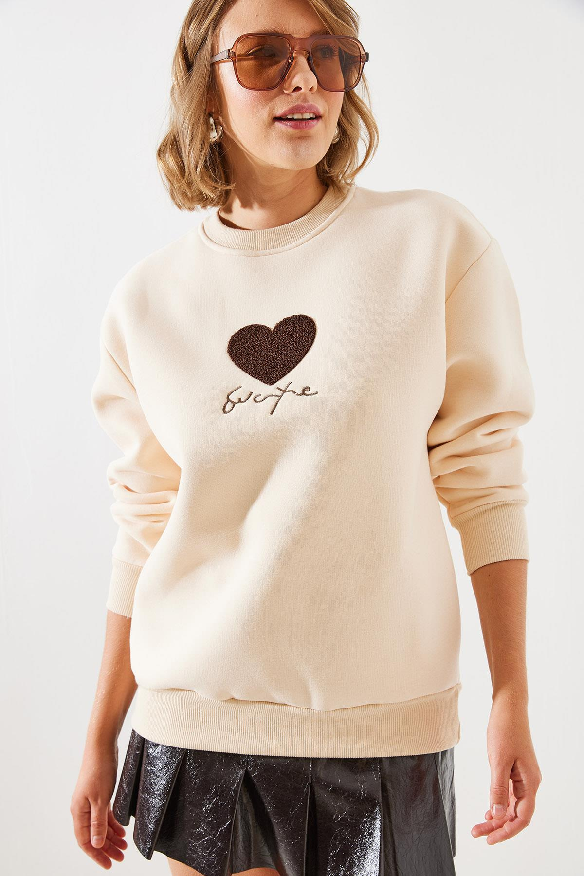 Üç İplik Şardonlu In Love Sweatshirt MBHS008 60601008 - Bej