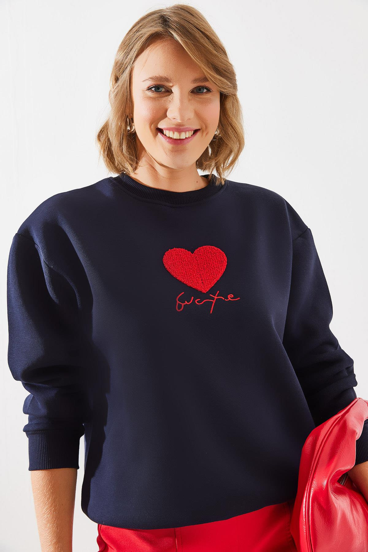Üç İplik Şardonlu In Love Sweatshirt MBHS008 60601008 - Lacivert