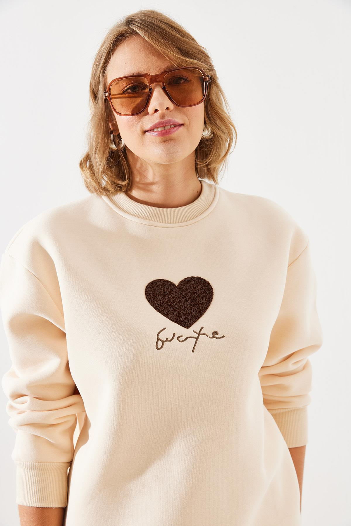Üç İplik Şardonlu In Love Sweatshirt MBHS008 60601008 - Bej