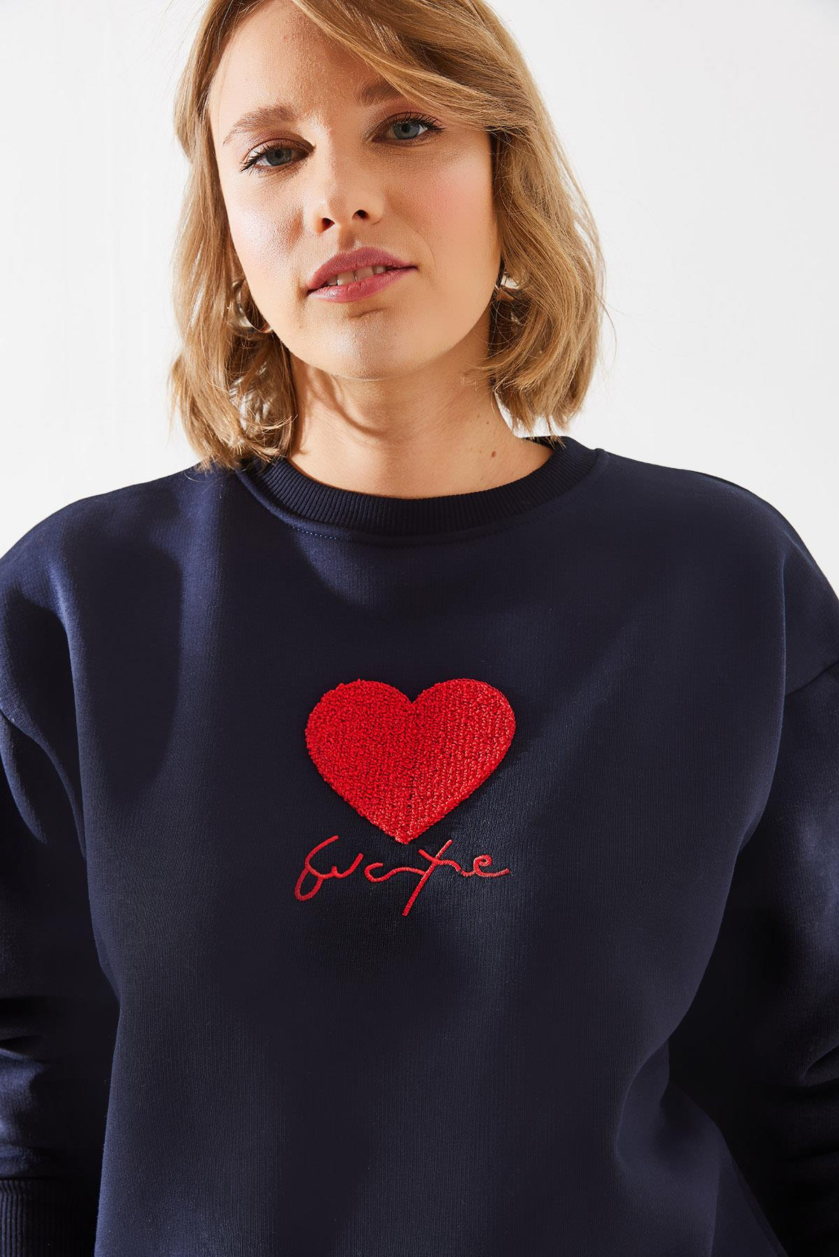 Üç İplik Şardonlu In Love Sweatshirt MBHS008 60601008 - Lacivert