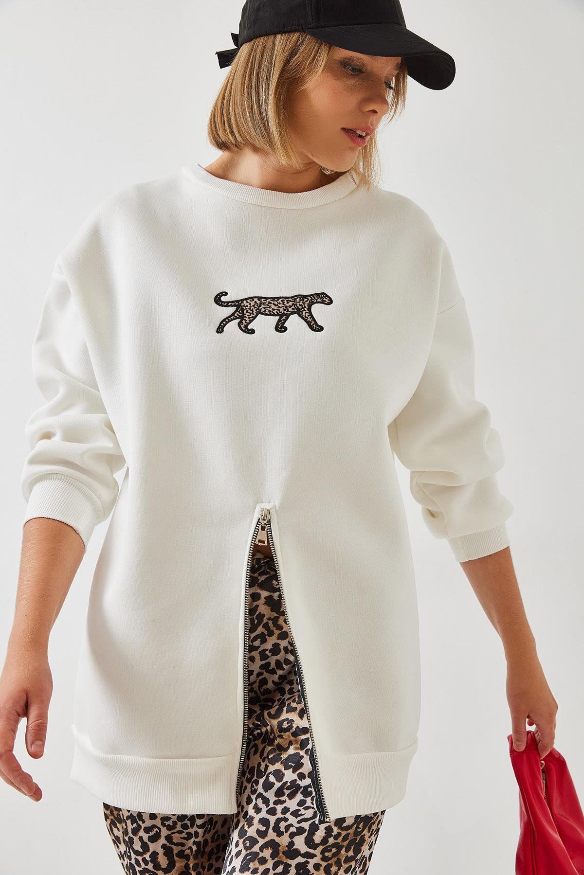 Üç İplik Şardonlu Önü Fermuarlı Leopar Baskılı Sweatshirt 60351258 - Beyaz