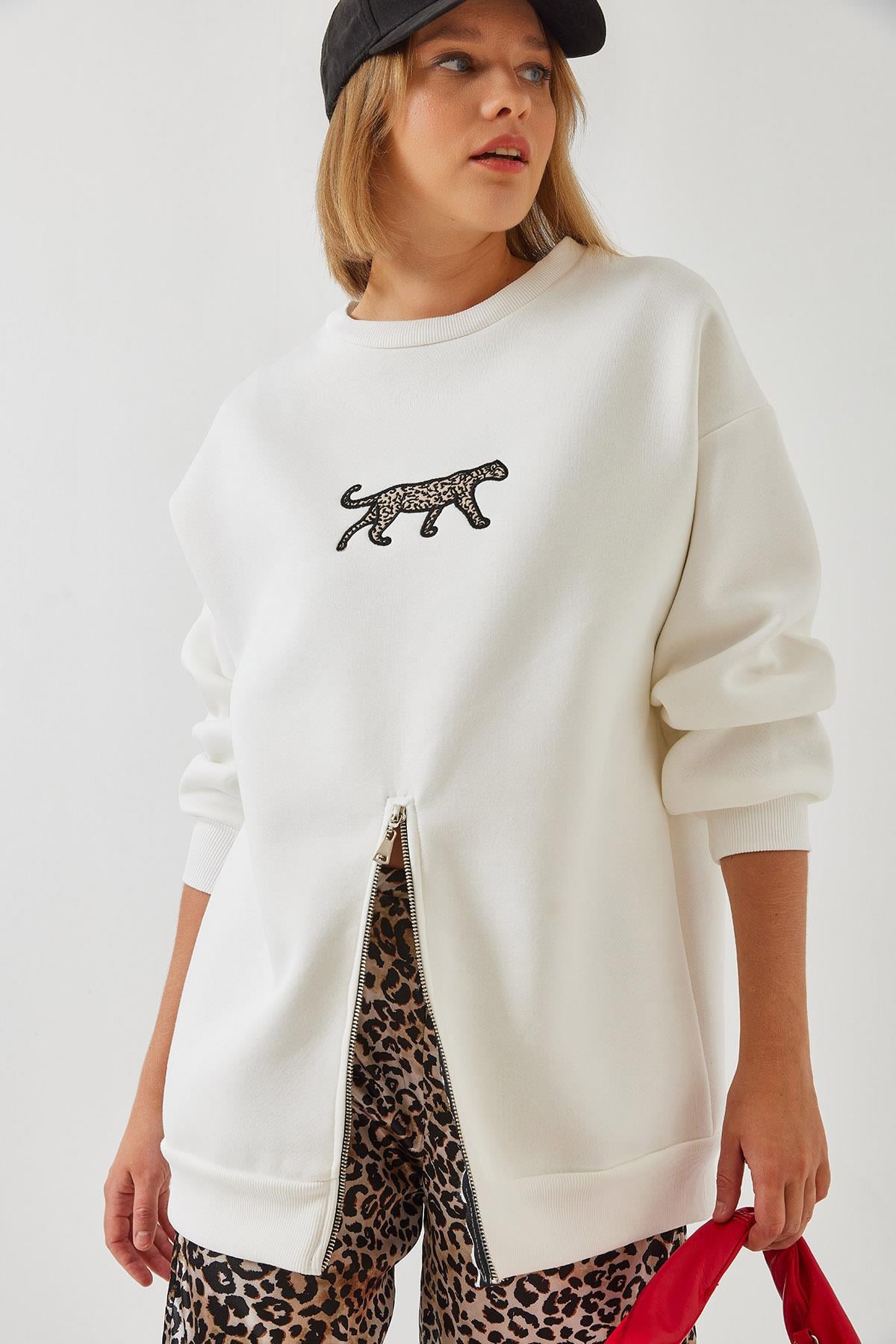 Üç İplik Şardonlu Önü Fermuarlı Leopar Baskılı Sweatshirt 60351258 - Beyaz