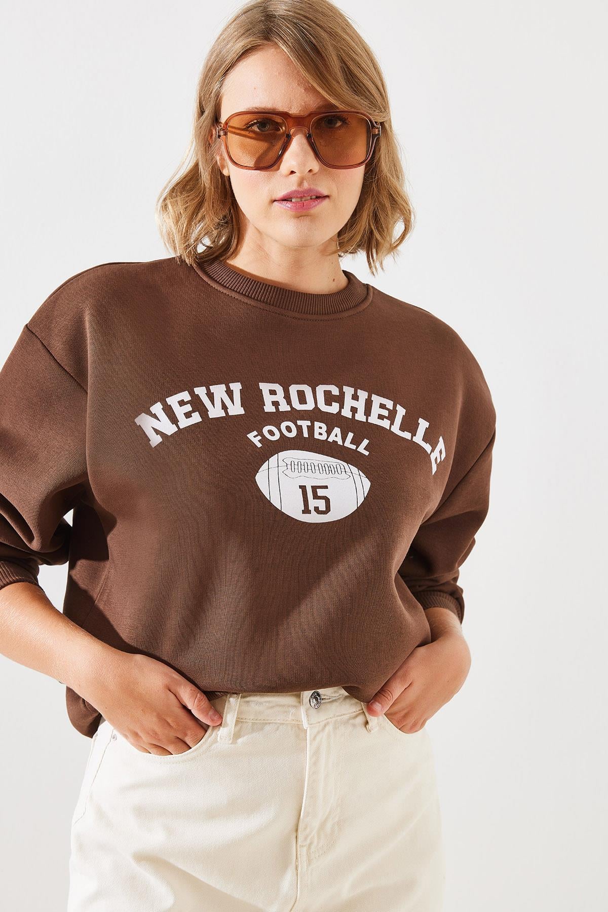 Üç İplik Şardonlu Rochelle Yazı Baskılı Sweatshirt MBHS001 60601001 - Kahverengi