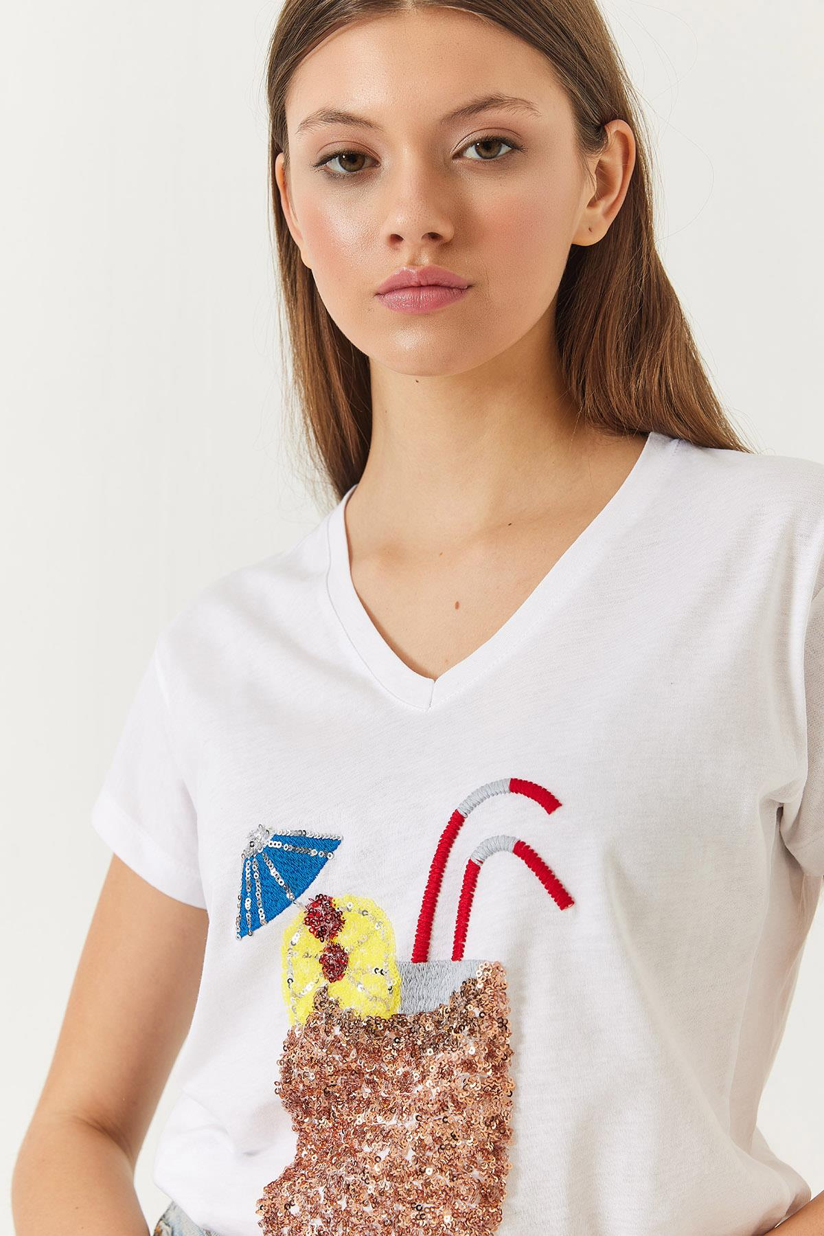 V Yaka Havai Desenli Renkli Payet İşlemeli T-Shirt 60261433 - Beyaz