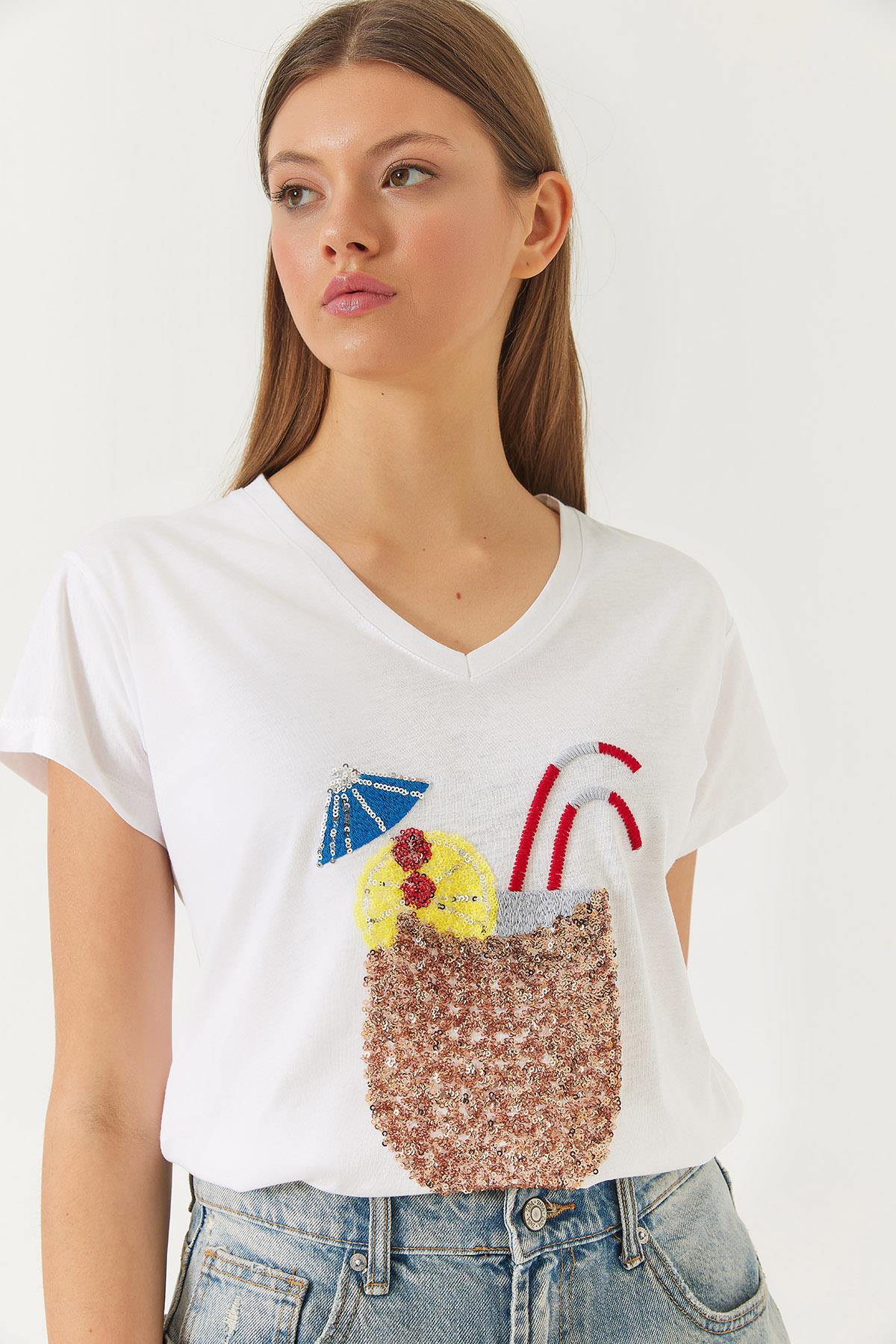 V Yaka Havai Desenli Renkli Payet İşlemeli T-Shirt 60261433 - Beyaz