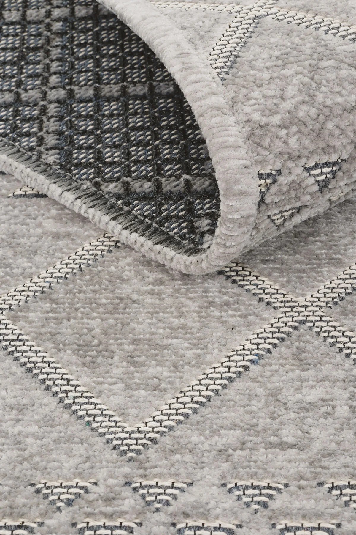 Makinede Yıkanabilir Kaymaz Taban Antialerjik İskandinav Desenli Kilim Serisi Garden Gri