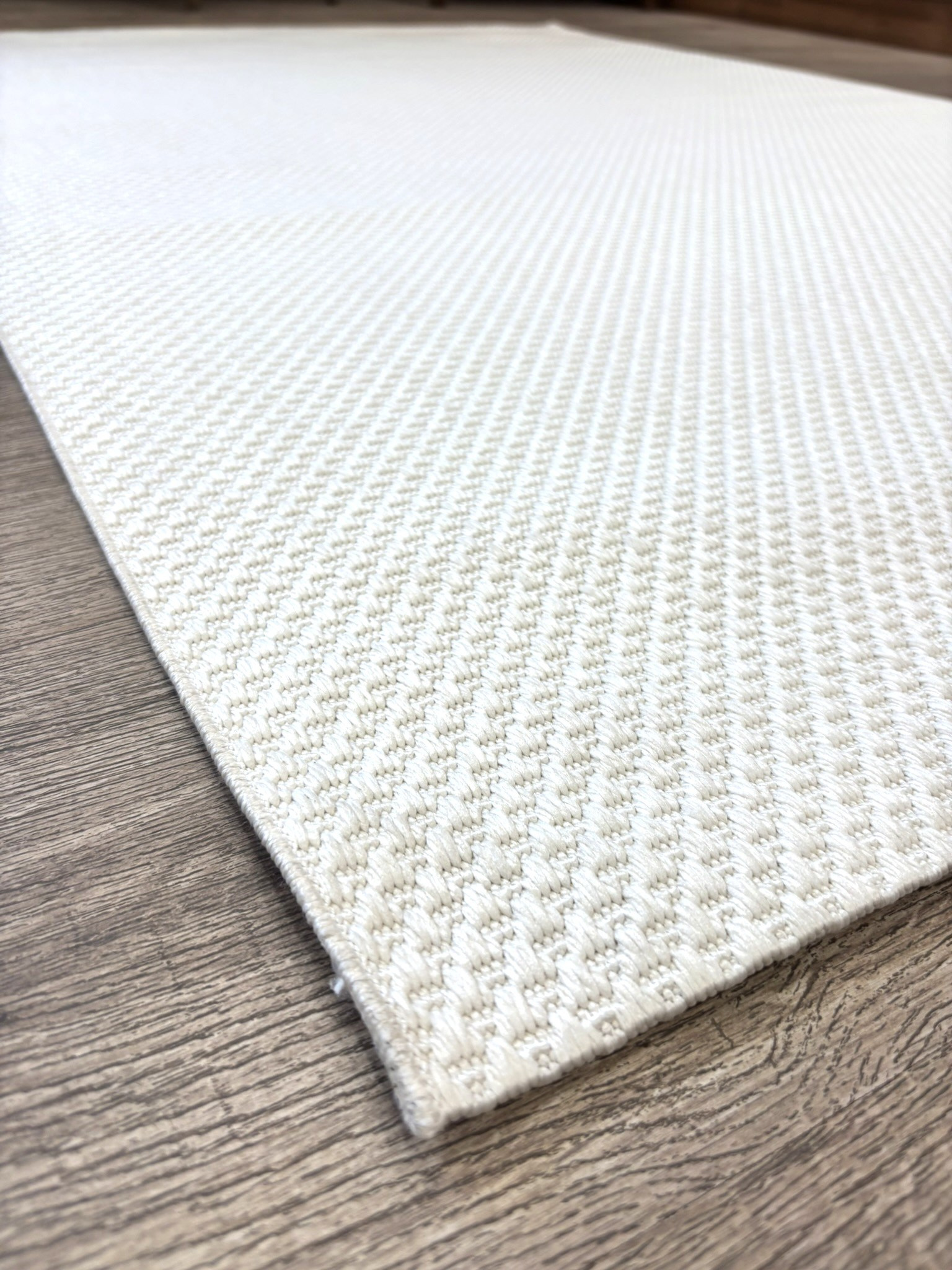 Sade ve Zarif Özel Ölçülü Premium Kalite Makinada Yıkanabilir Kaymaz Taban Antialerjik  Wool Sisal Halı Düz Krem 