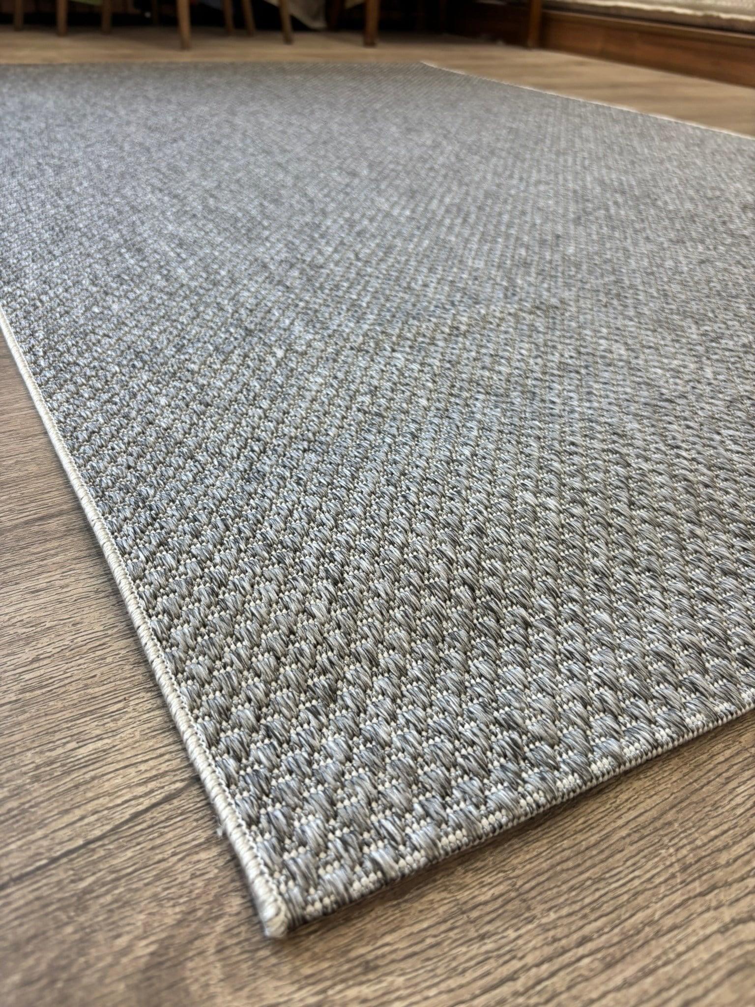 Sade ve Zarif Özel Ölçülü Premium Kalite Makinada Yıkanabilir Kaymaz Taban Antialerjik  Wool Sisal Halı Düz Antrasit