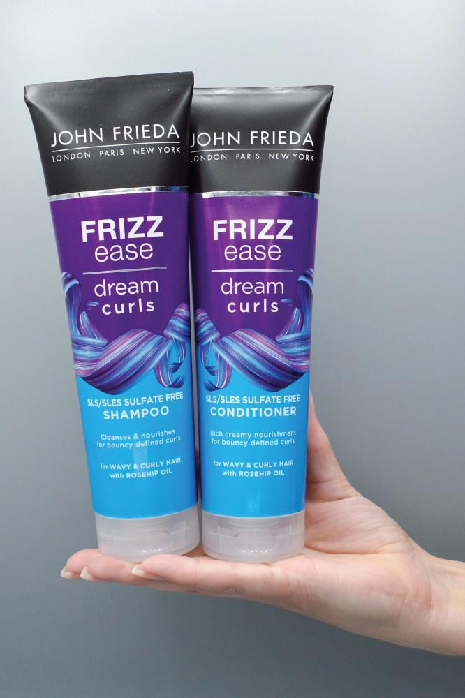 John FriedaJohn Frieda Frizz Ease Dream Curls Kıvırcık ve Dalgalı Saçlar İçin Saç Kremi 250 mlJohn Frieda Saç Kremi Dream Curls 250 ml Fiyatı ve Özellikleri | Mutlufiyatlar