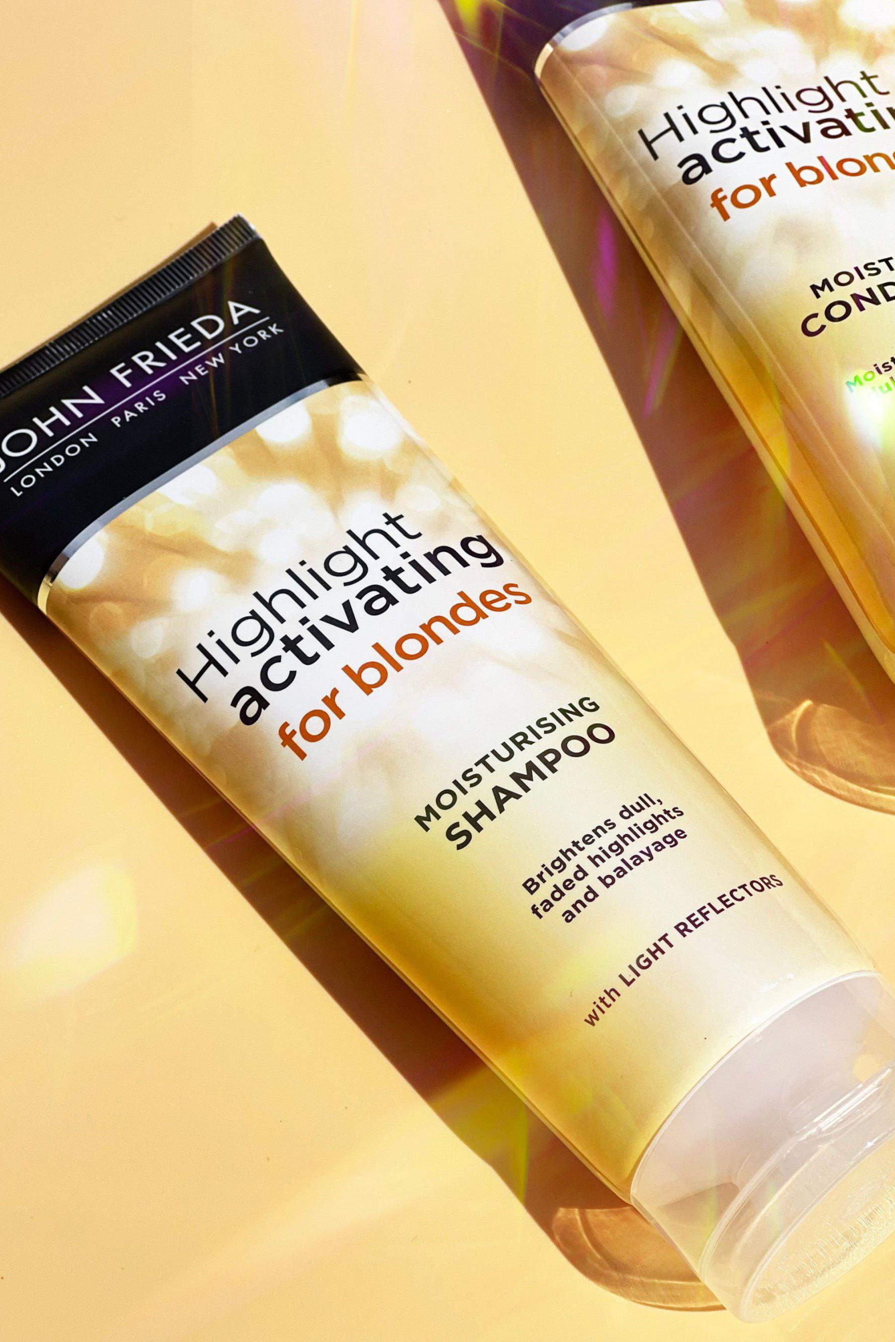 John FriedaJohn Frieda Highlight Activating For Blondes  Sarı ve Açık Tonlu Saçlar İçin Şampuan 250 mlJohn Frieda Sheer Blonde Sarı Saçlara Özel Nemlendirici Şampuan 250 ml Fiyatı ve Özellikleri | Mutlufiyatlar