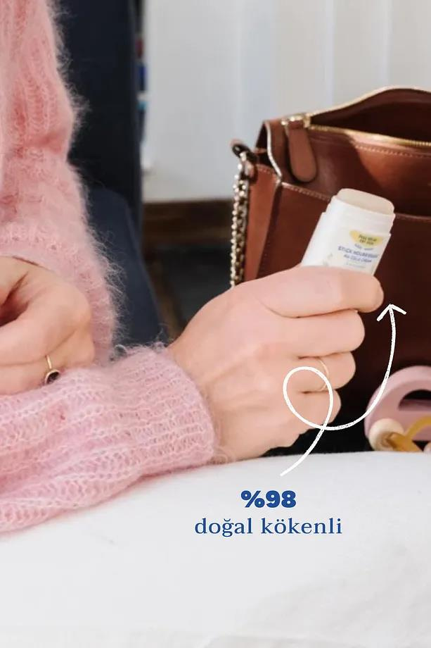 MustelaMustela %98 Doğal İçerikli Kuru Cilt Cold Cream İçeren Nemlendirici Stick Bebek Çocuk Yetişkin Yüz DudakMustela %98 Doğal Içerikli Kuru Cilt Cold Cream Içeren Nemlendirici Stick Bebek Çocuk Yetişkin Yüz Dudak | Hızlı Kargo & Güvenli Alışveriş