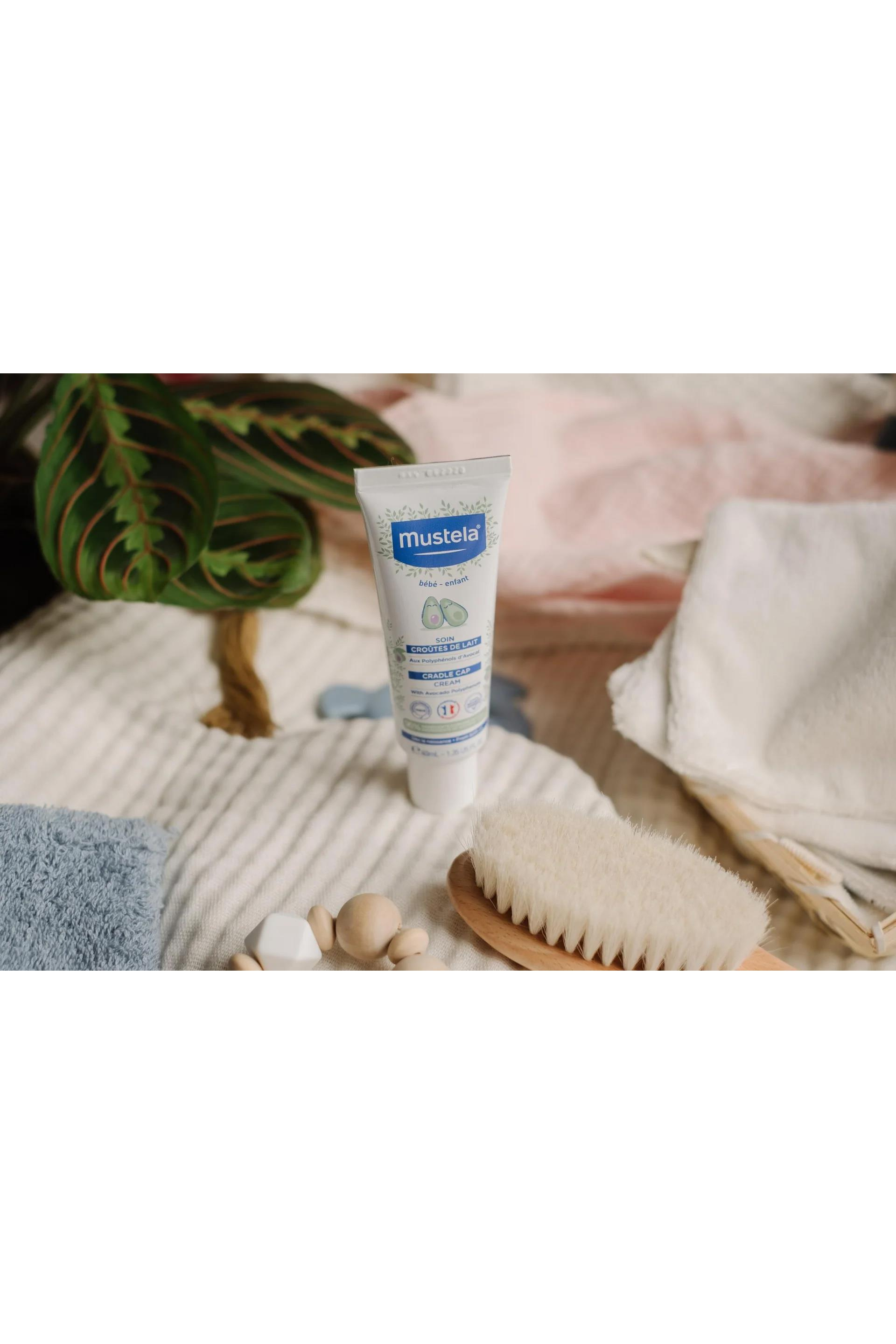 MustelaMustela Cradle Cap Cream 40 ml - Saç Pullanmalarına Karşı Bakım KremiMustela Cradle Cap Cream 40 ml - Saç Pullanmalarına Karşı Bakım Kremi | Hızlı Kargo & Güvenli Alışveriş