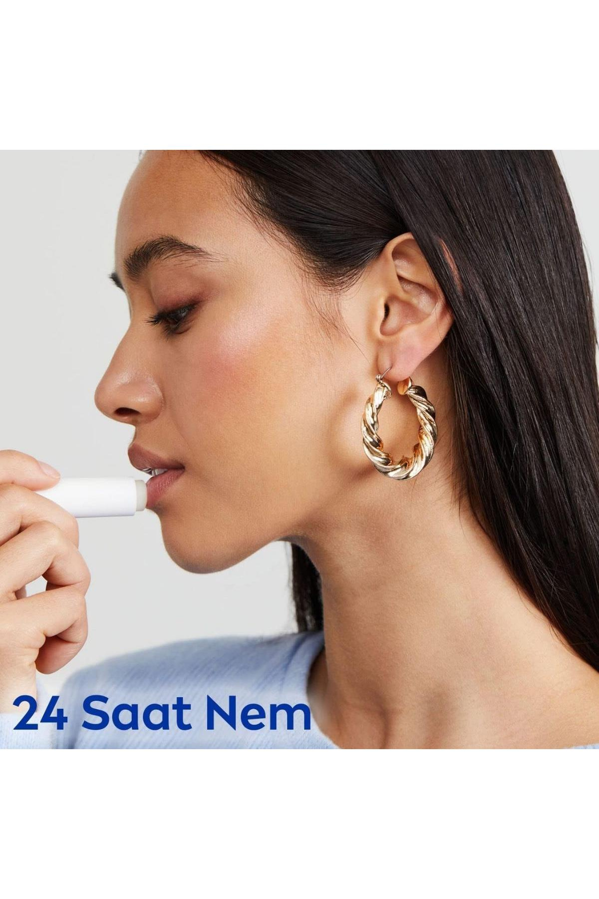 NiveaNivea Dudak Bakım Kremi Hydro Care SPF 15 4.8 grNivea Lip Stick Hydro Care SPF15 24 Saat Nem Fiyatı ve Özellikleri | Mutlufiyatlar