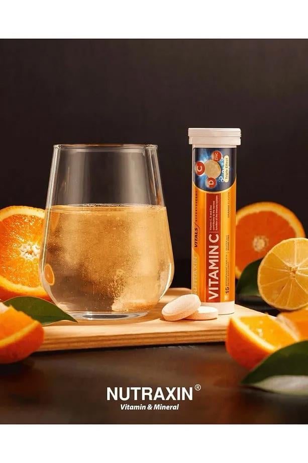 NutraxinNutraxin Vitamin C D Zinc 15 Efervesan Tablet - 1 Alana 1 Hediye Avantajlı PaketNutraxin Vitamin C D Zinc 15 Efervesan Tablet - İkili Kofre Fiyatı ve Özellikleri | Mutlufiyatlar