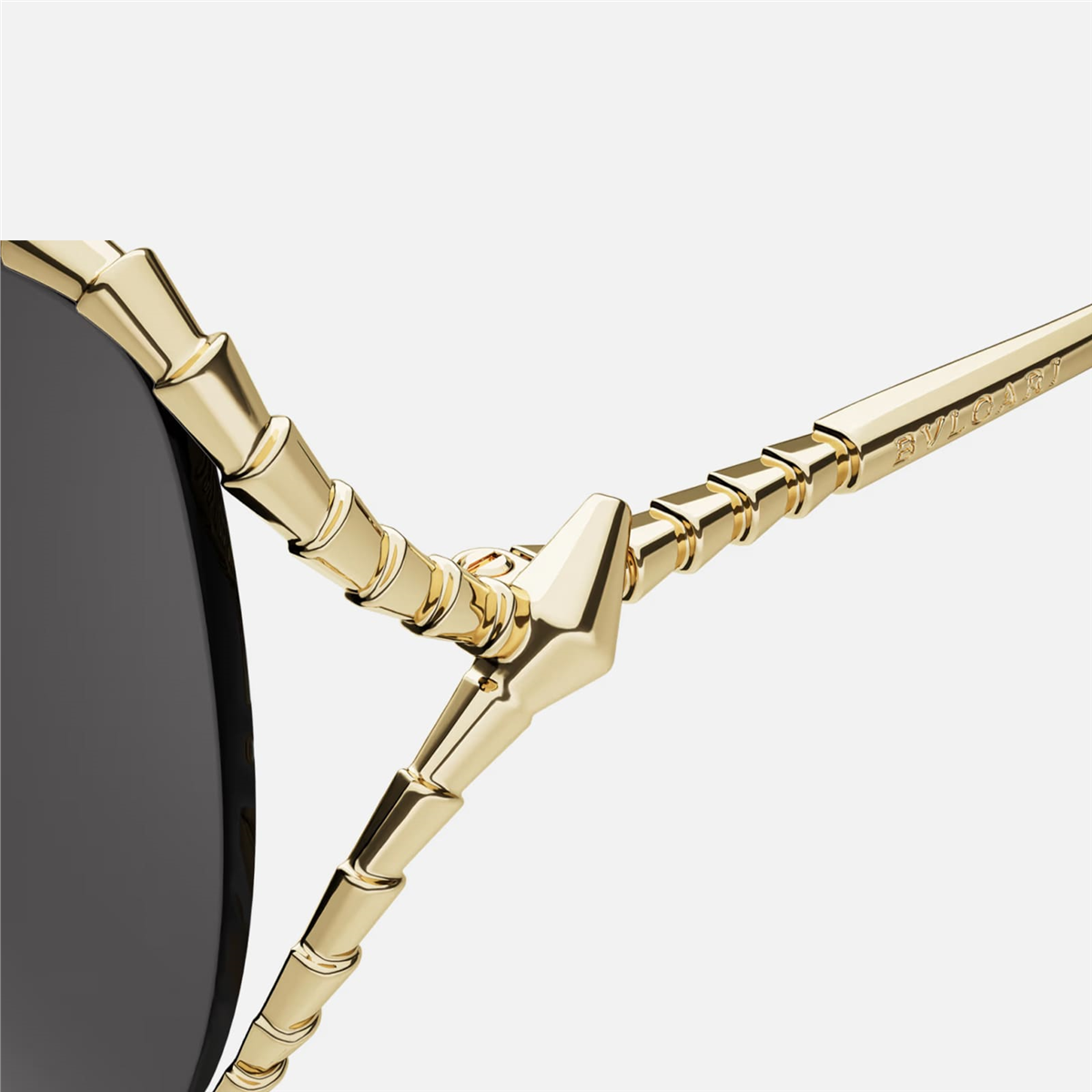 Bvlgari Serpenti Viper BV 40081U 30A Kadın Güneş Gözlüğü