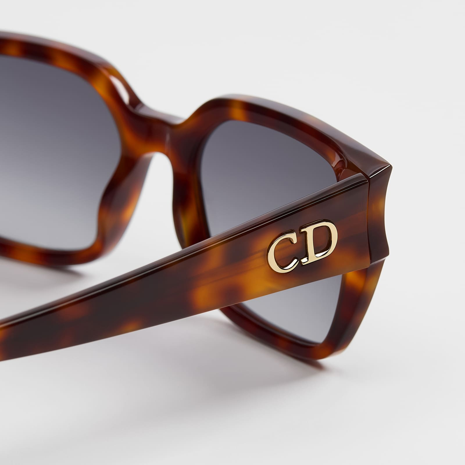 Dior Diorglow S1I CD 40197I 53B Kadın Güneş Gözlüğü