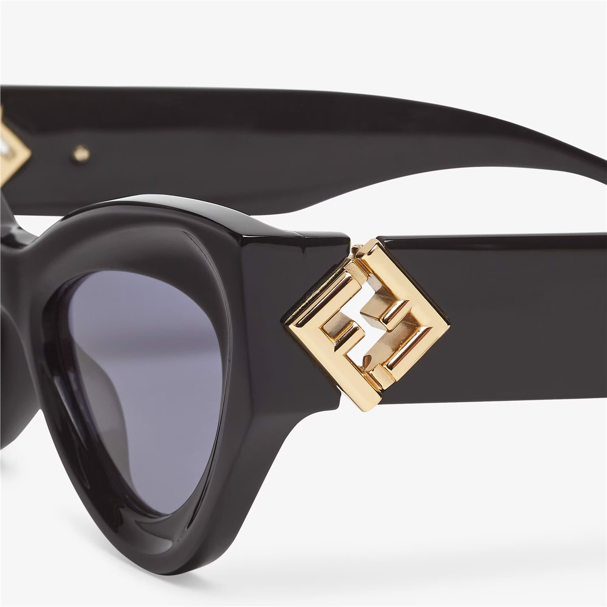 Fendi FF Diamonds FE 40146I 01V