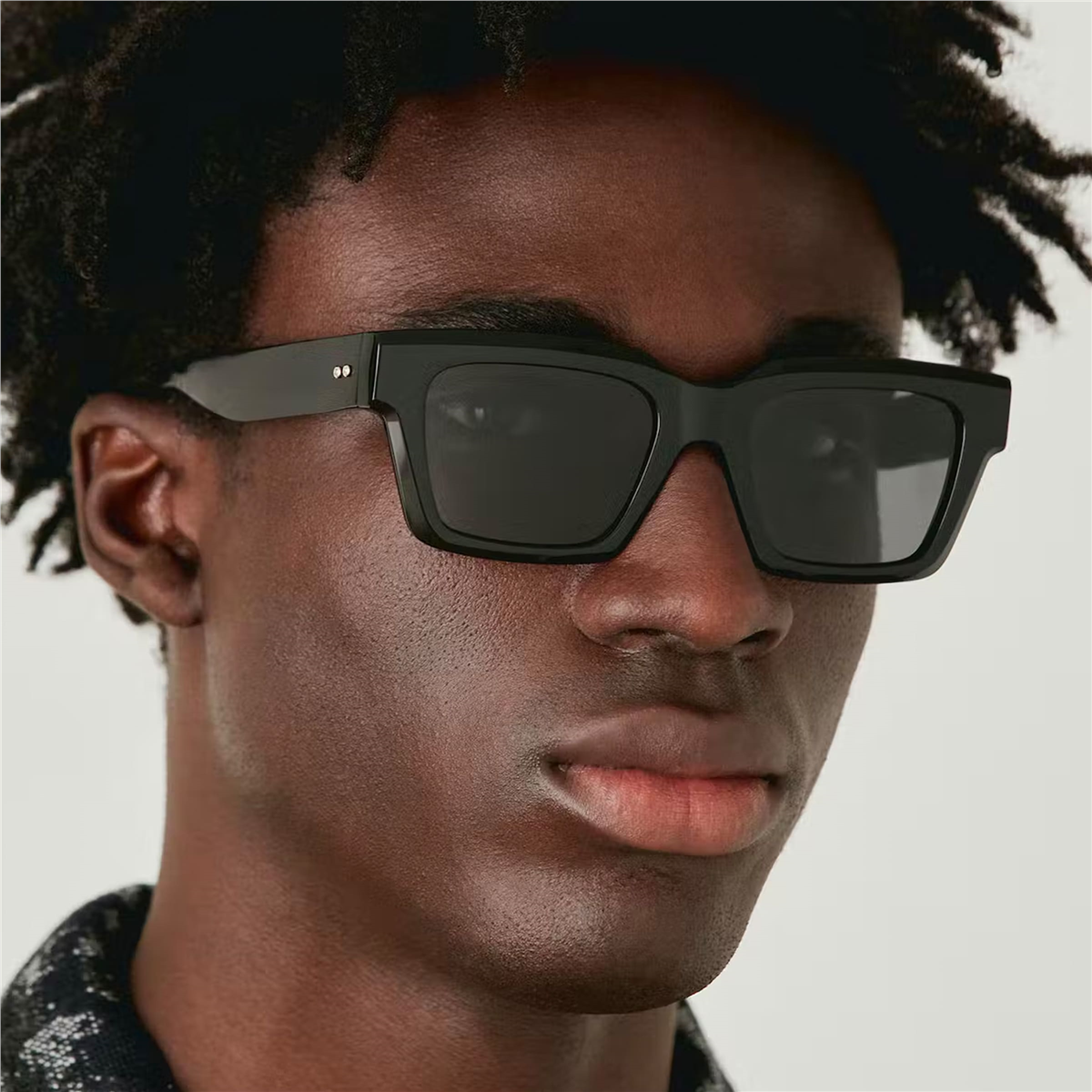 Gigi Studios Caravaggio Kare Siyah Unisex Güneş Gözlüğü | Brandeyes