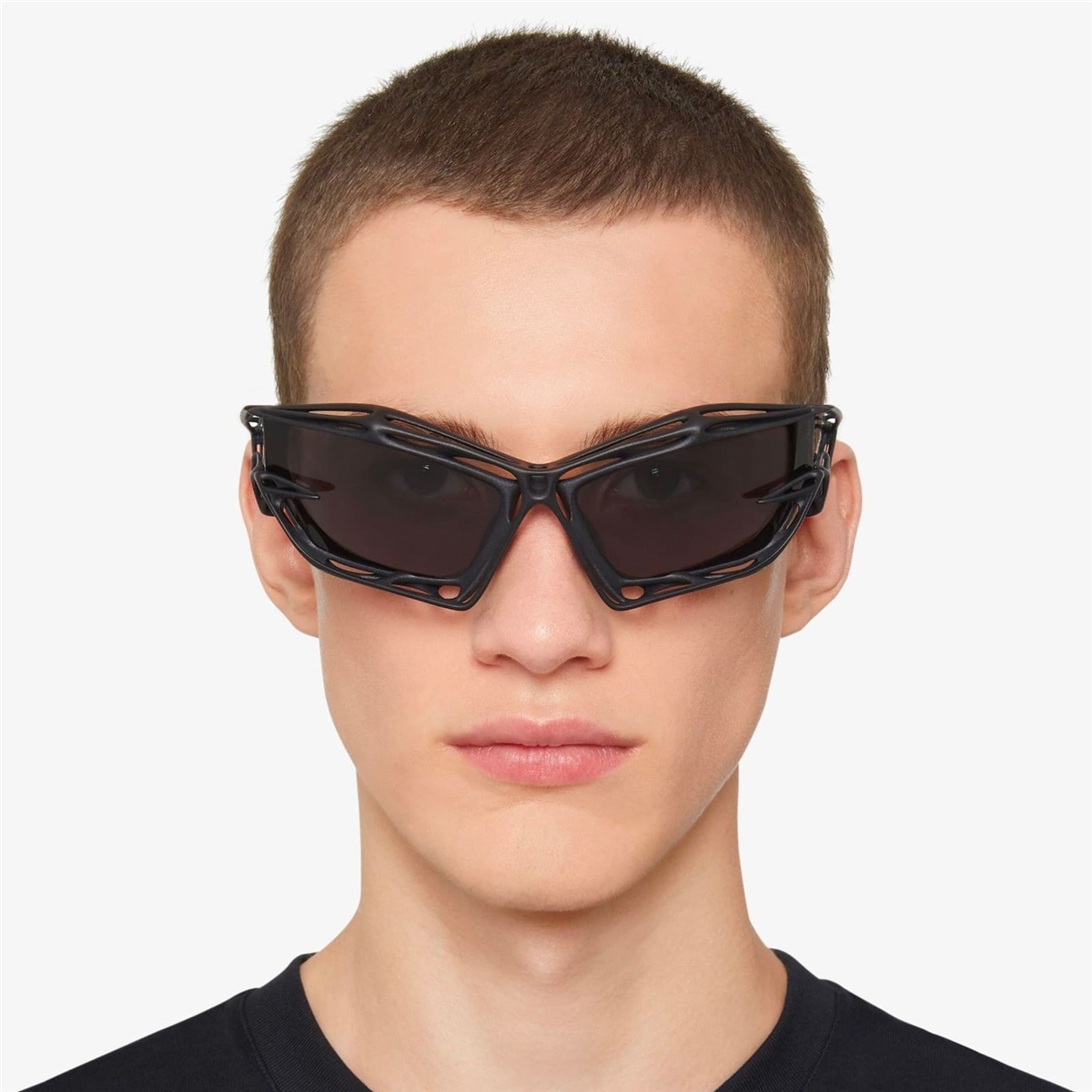 Givenchy Giv Cut Cage GV 40081I 02A
