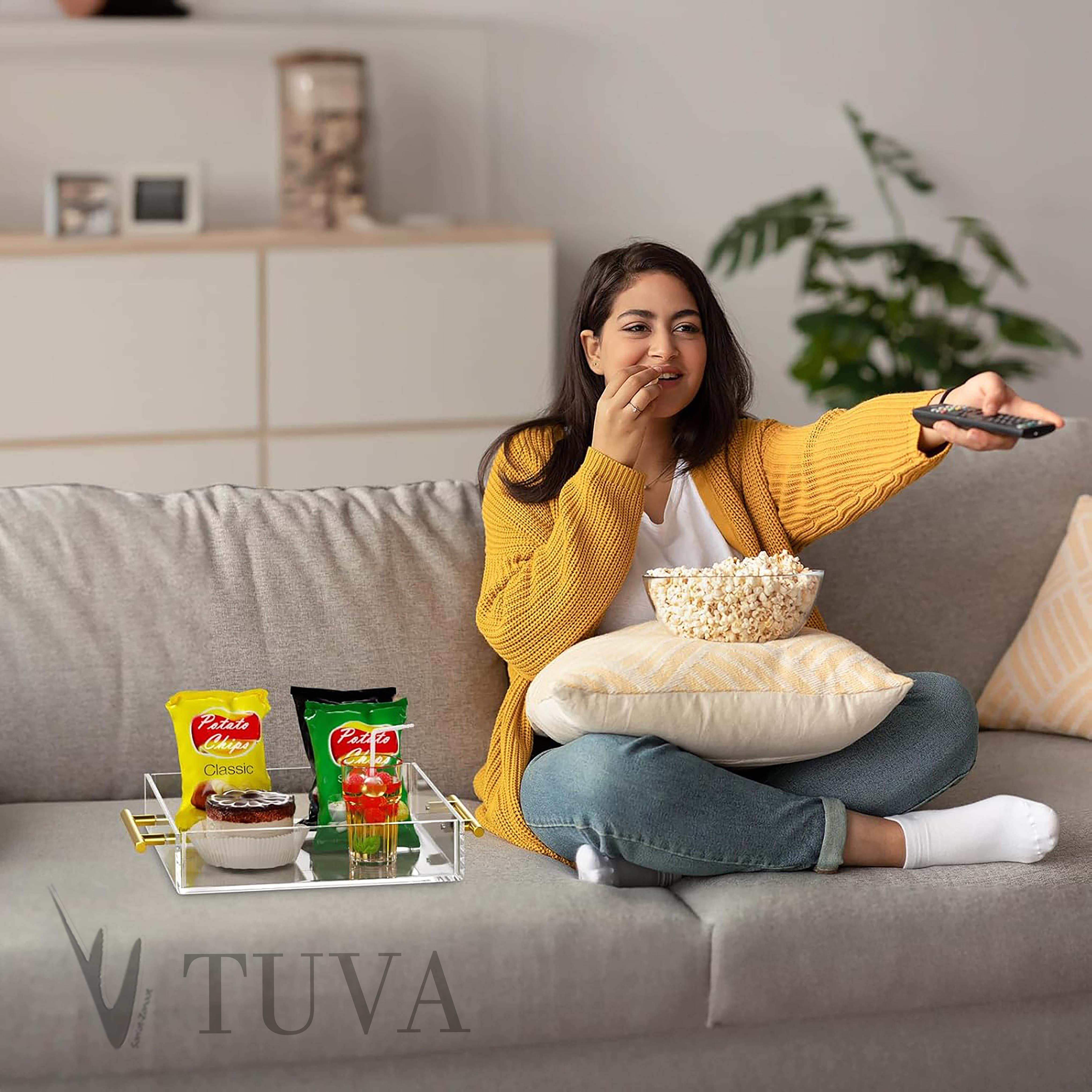 Altın Tutmaklı Modern Pleksi Tepsi | Tuva Premium Sunum ve Elit Dekoratif Servis Standı