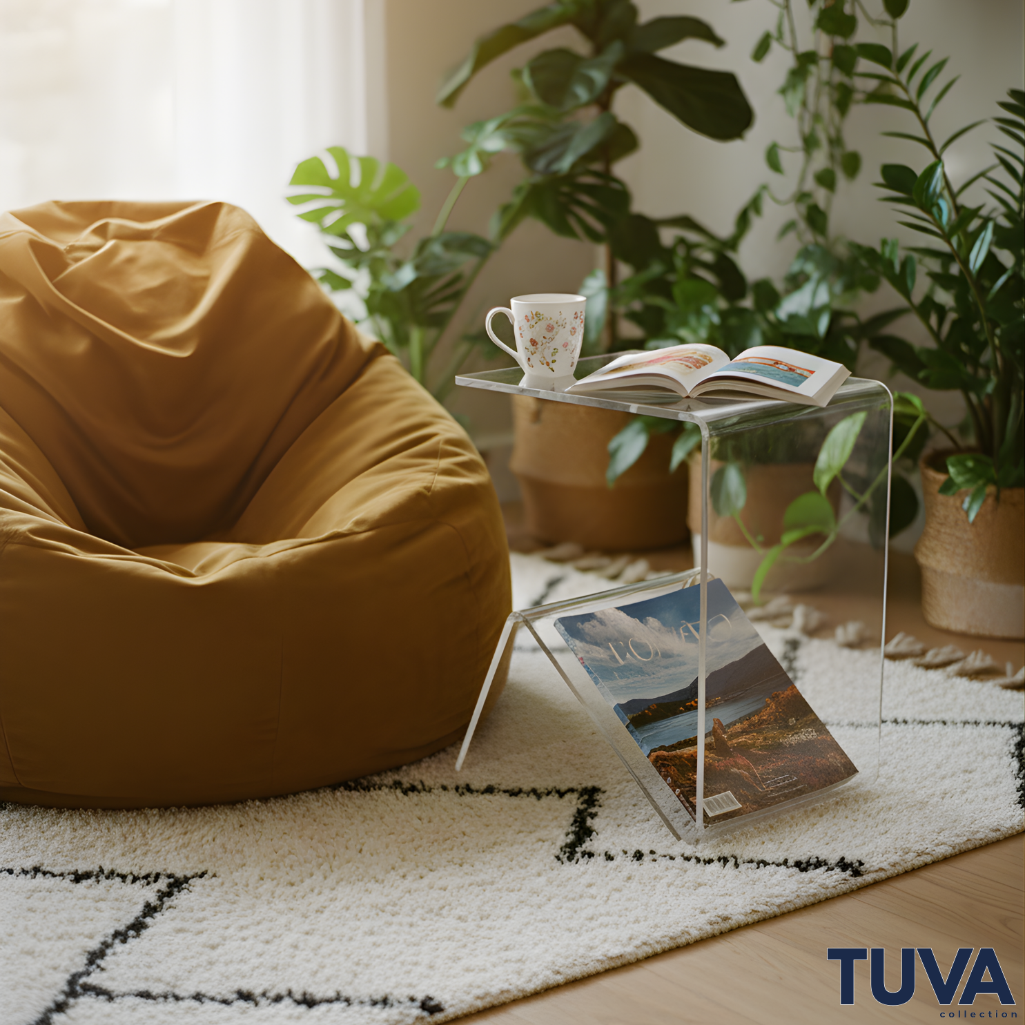 Elan – Tek Parça Bükümlü Şeffaf Akrilik Modern Sehpa | Çarpraz Dengeli Avangard Tasarım | Tuva Premium Mobilya