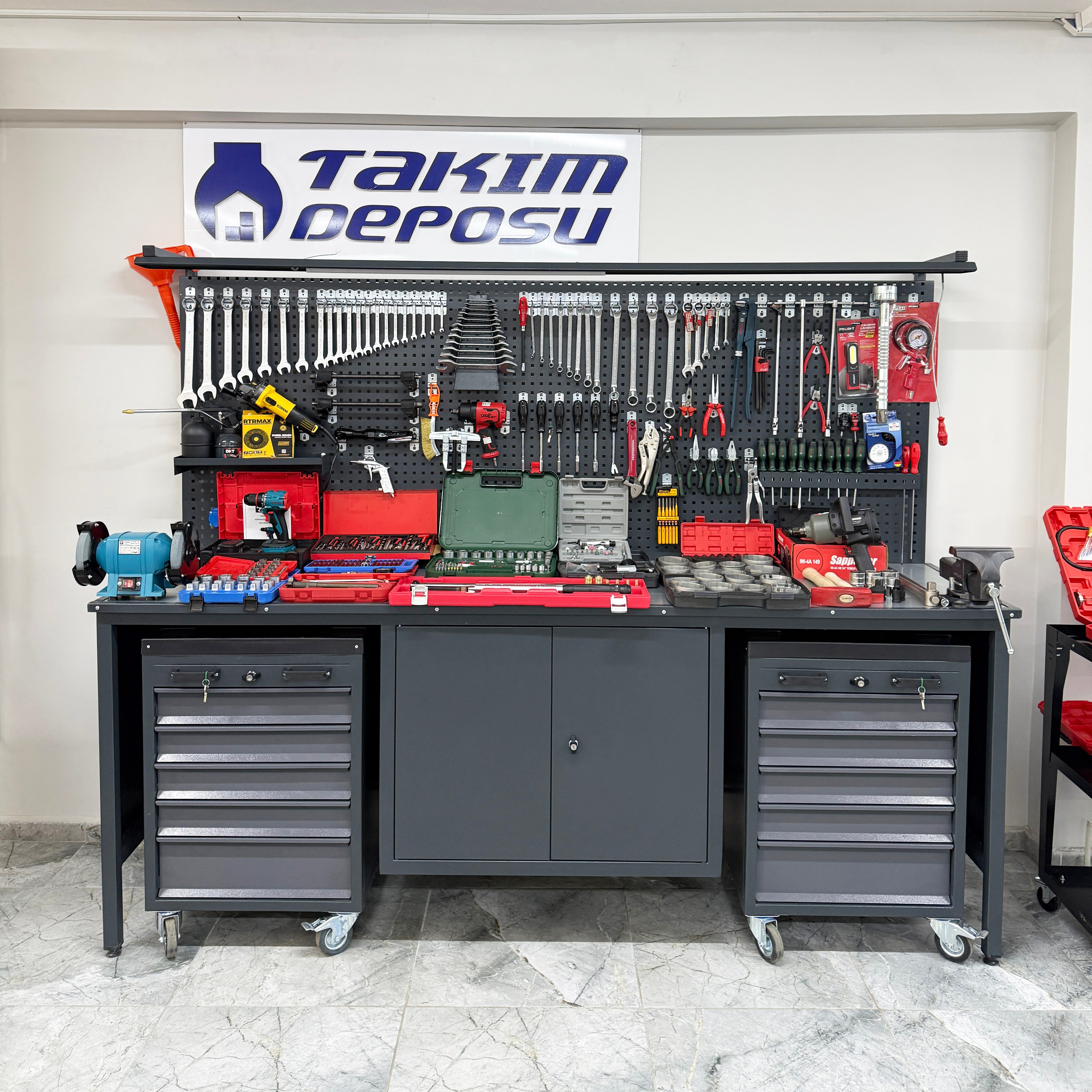 Premium Motor Mekanik Oto Servis Kurulum Paketi