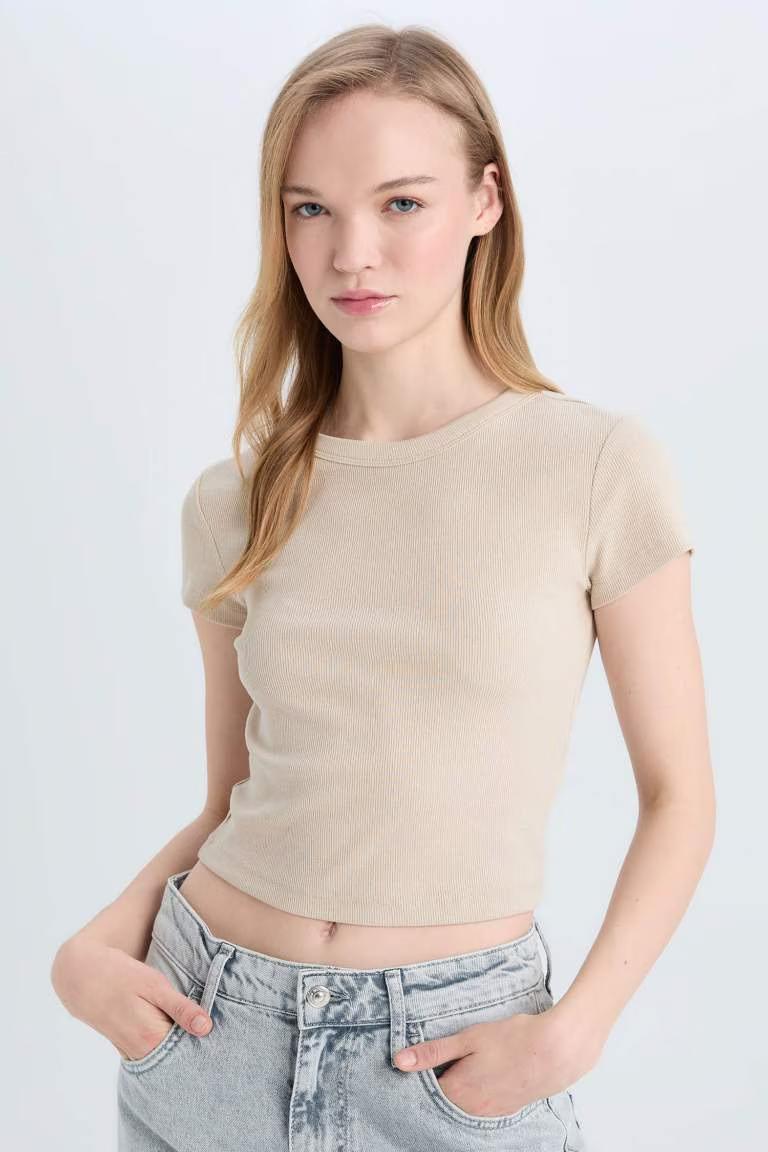 Defacto Kadın T-shirt E0287AX/BG735