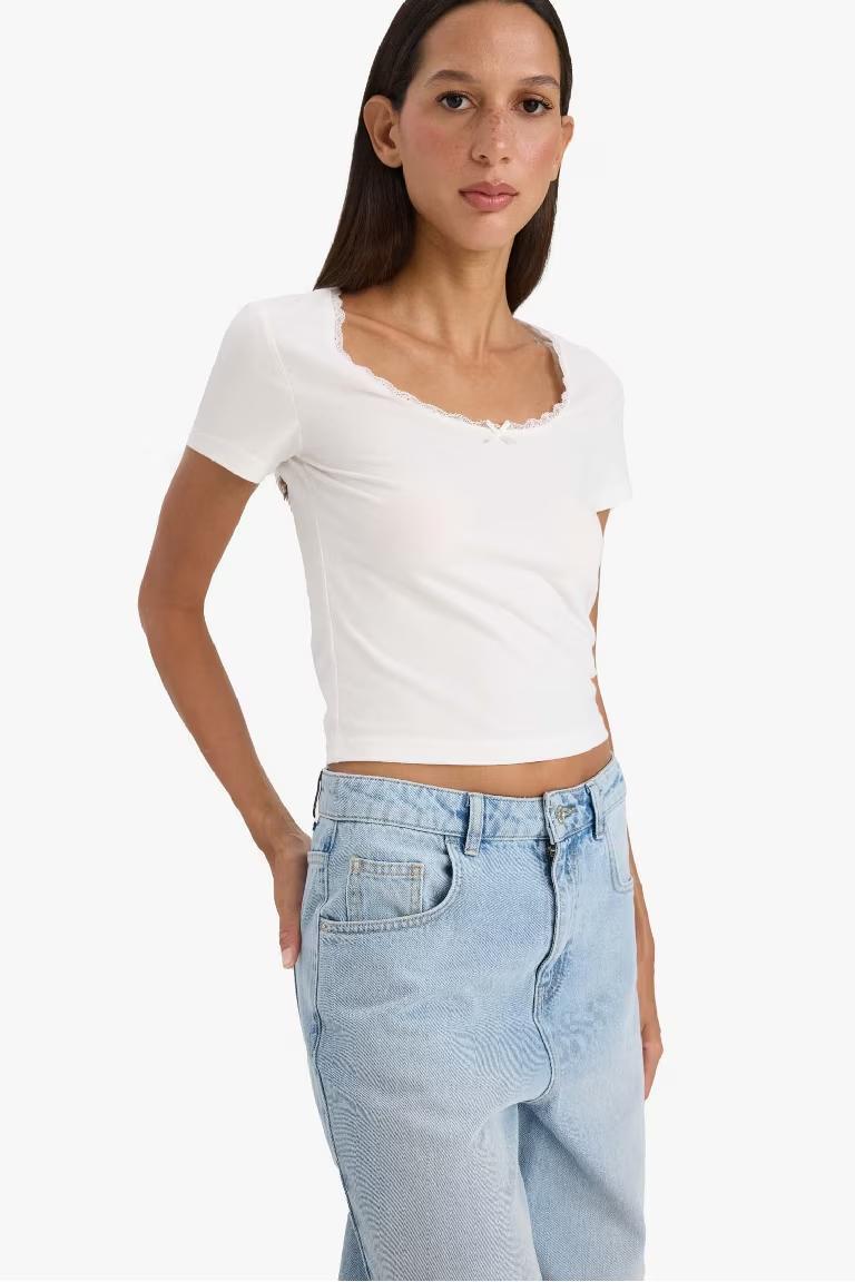 Defacto Kadın T-shirt E9915AX/WT32