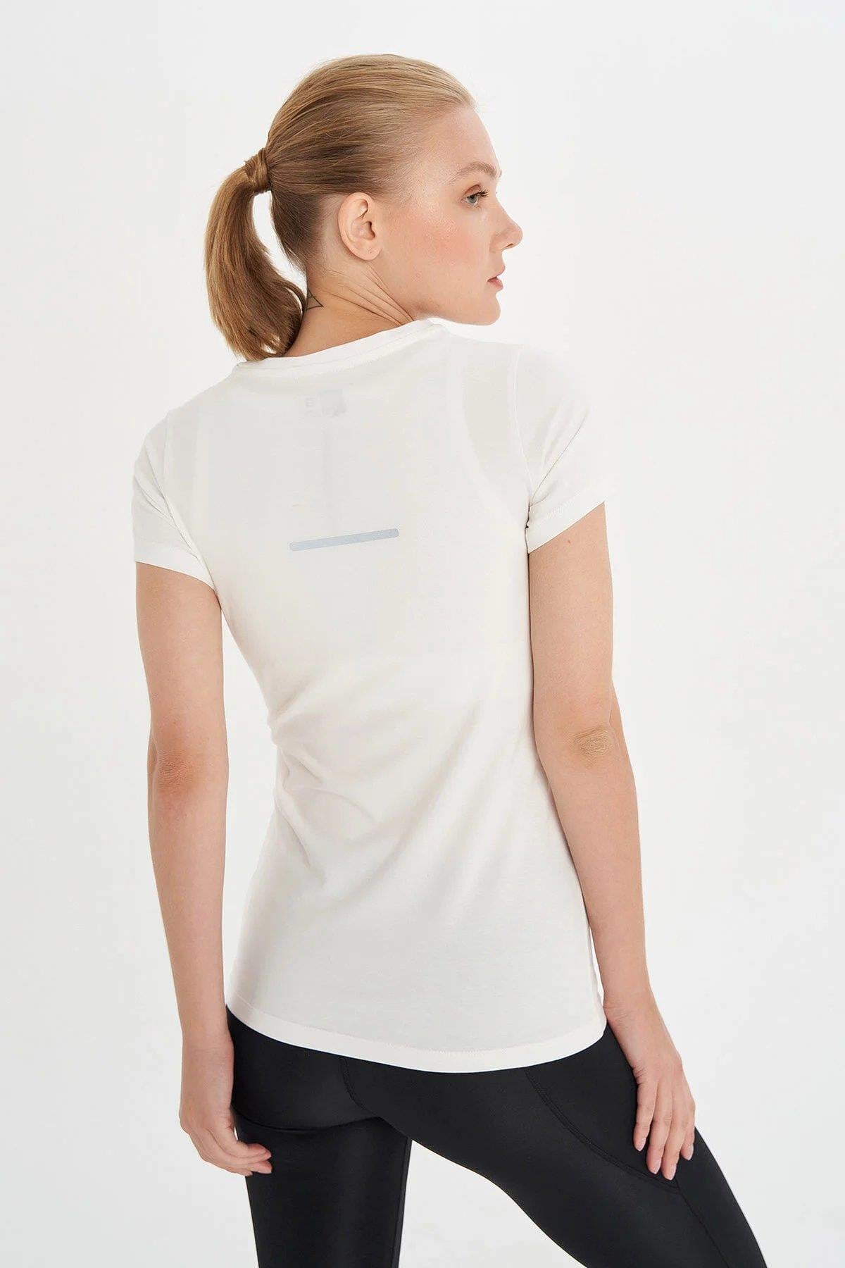 Hummel Hmldenı S/S. Kadın T-shirt 911306-9003