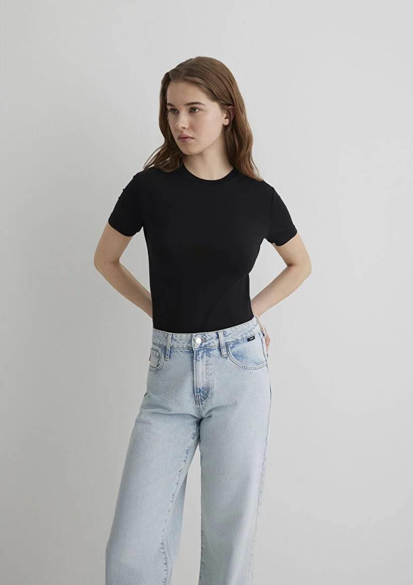 Mavi Yuvarlak Yaka Basıc Kadın T-Shirt M1600963-900