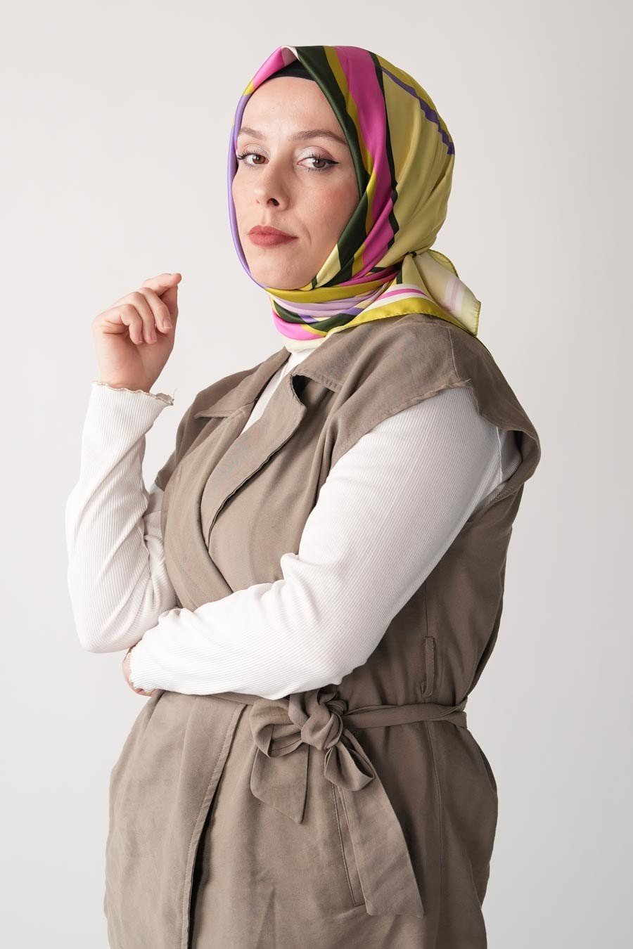 Cream Angle Desen İpeksi Rayon Eşarp Yağ Yeşili