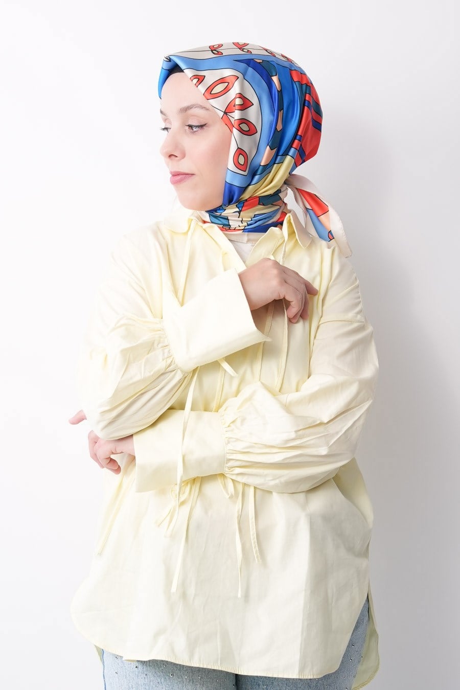 Latte Square Desen İpeksi Rayon Eşarp Mavi